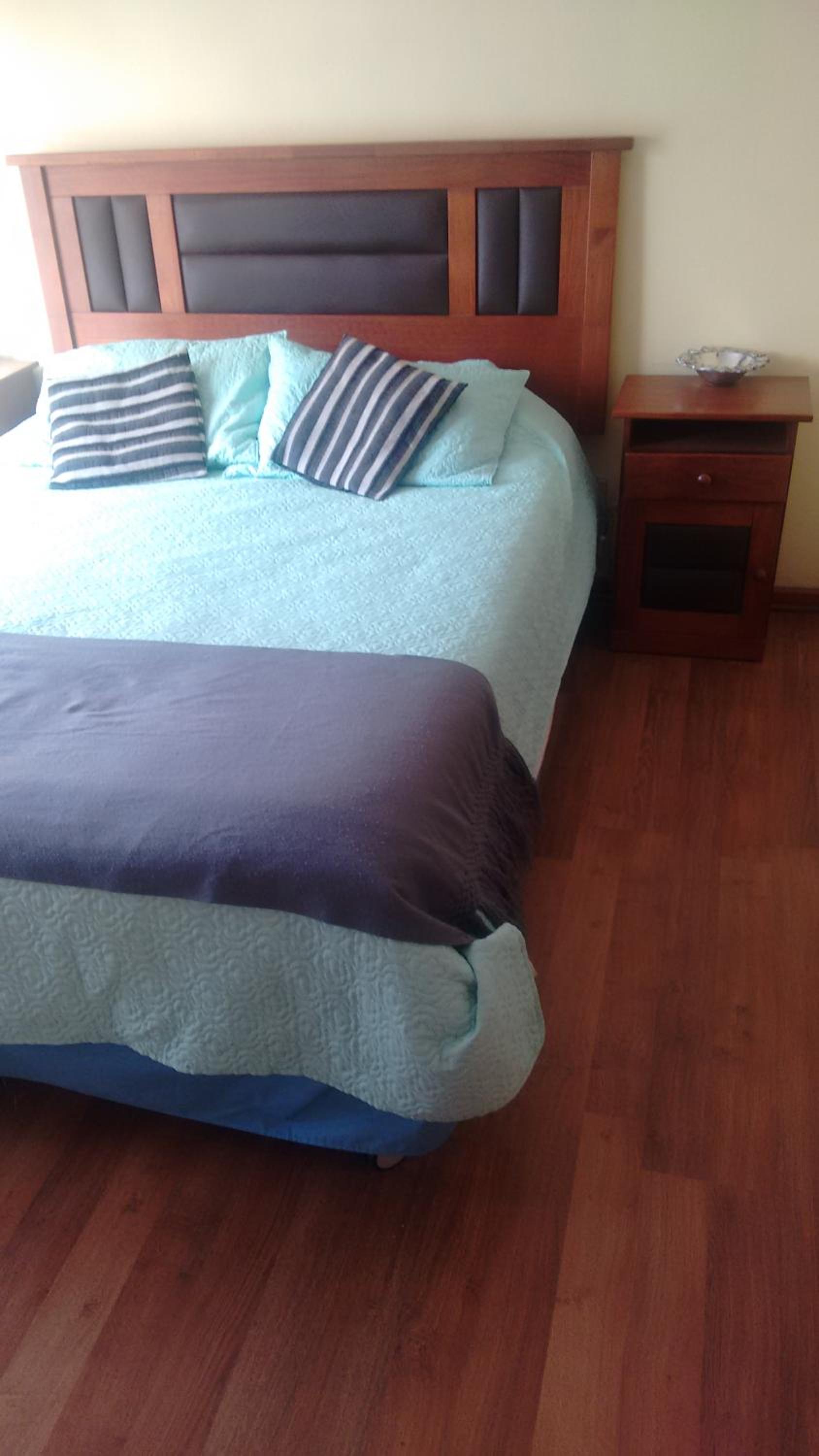Standard Single Room With Shared Bathroom photo 1