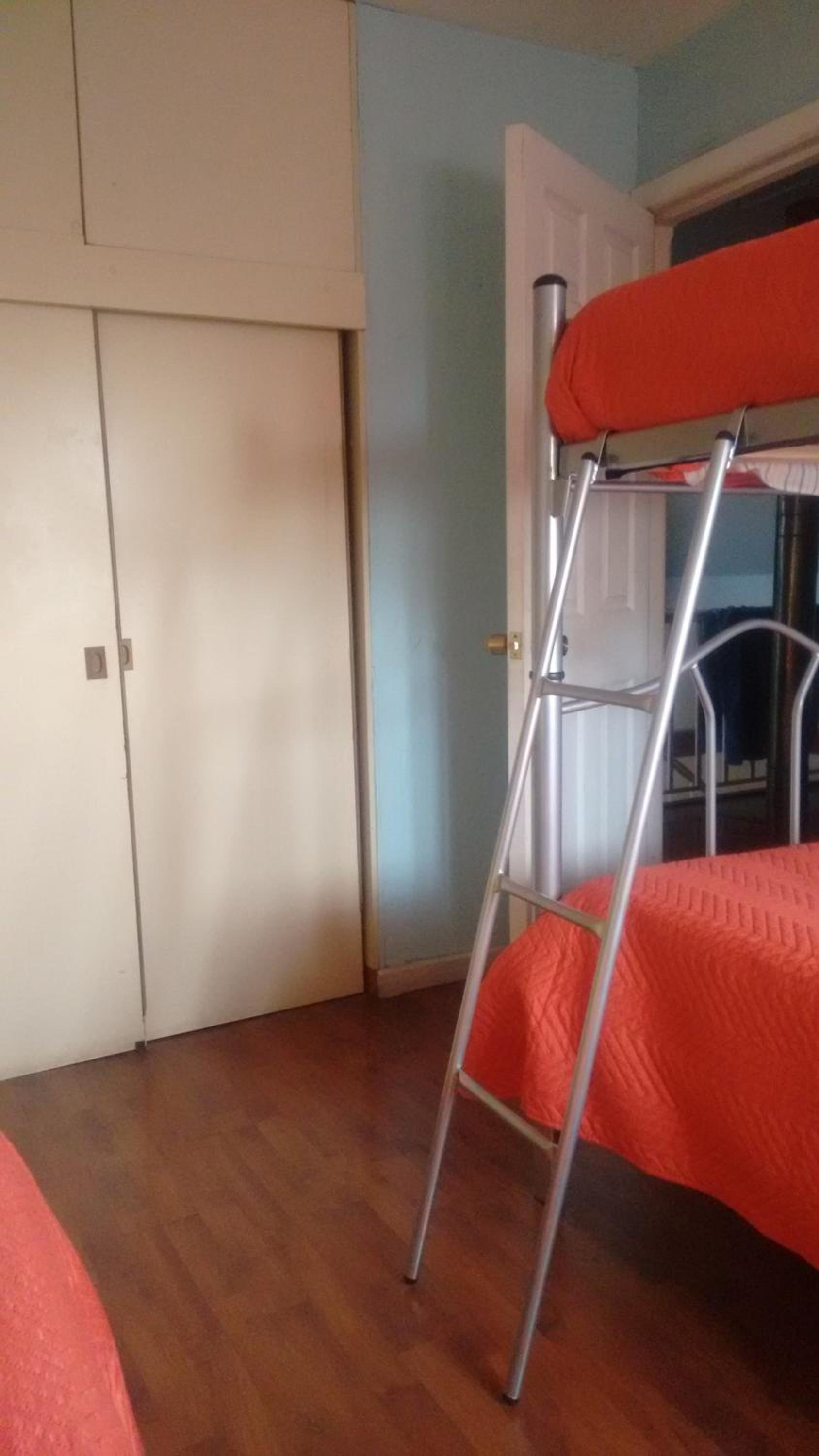 Triple Room With Shared Bathroom photo 1