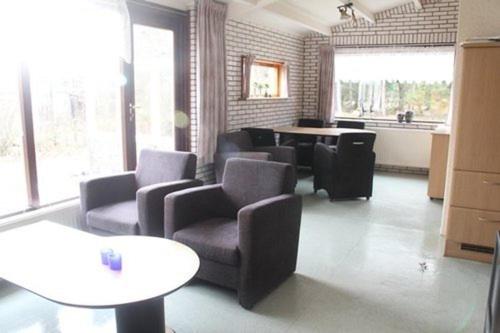 Three-Bedroom Bungalow photo 1