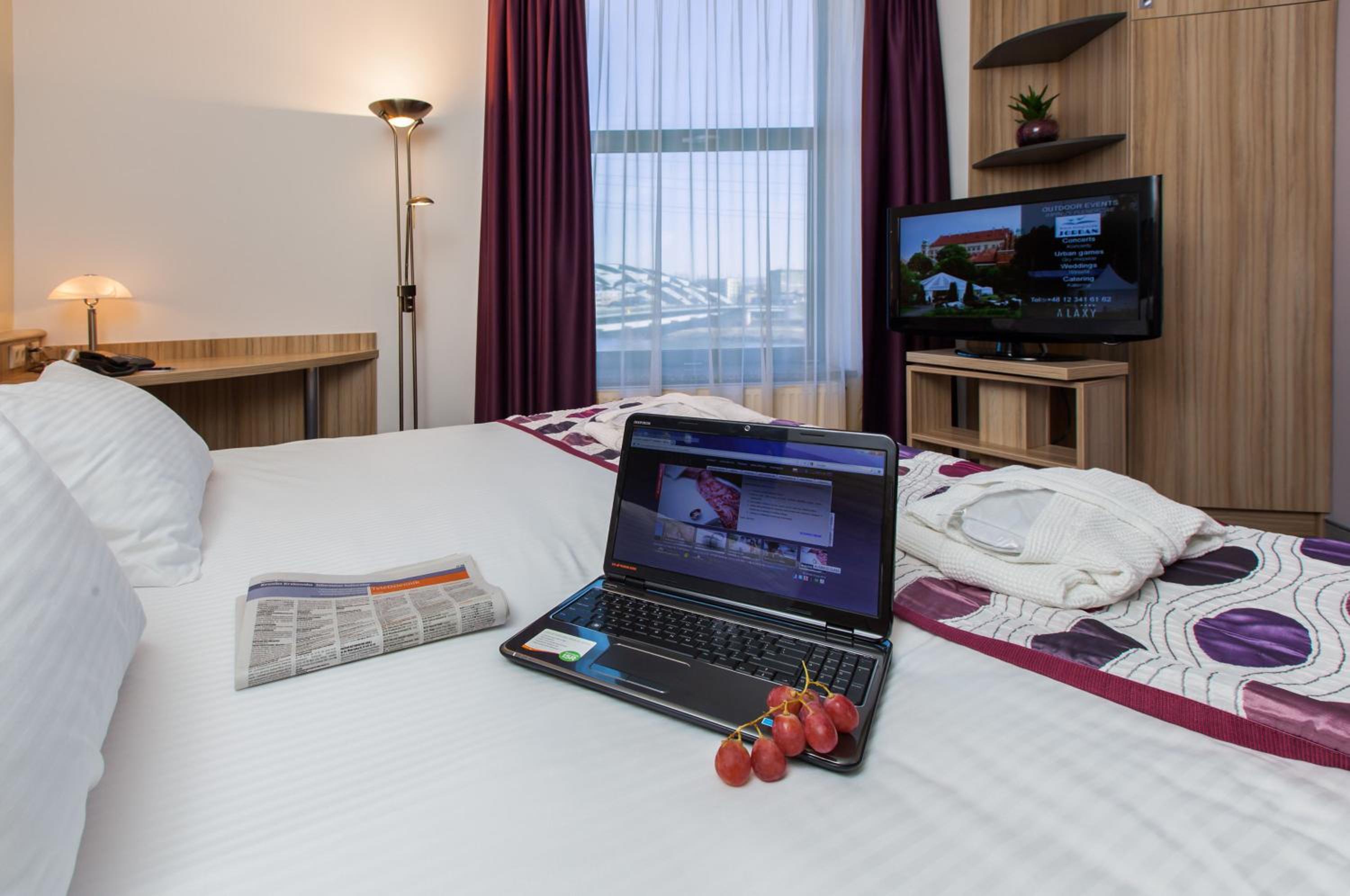 One-Bedroom Apartment - Photo 8