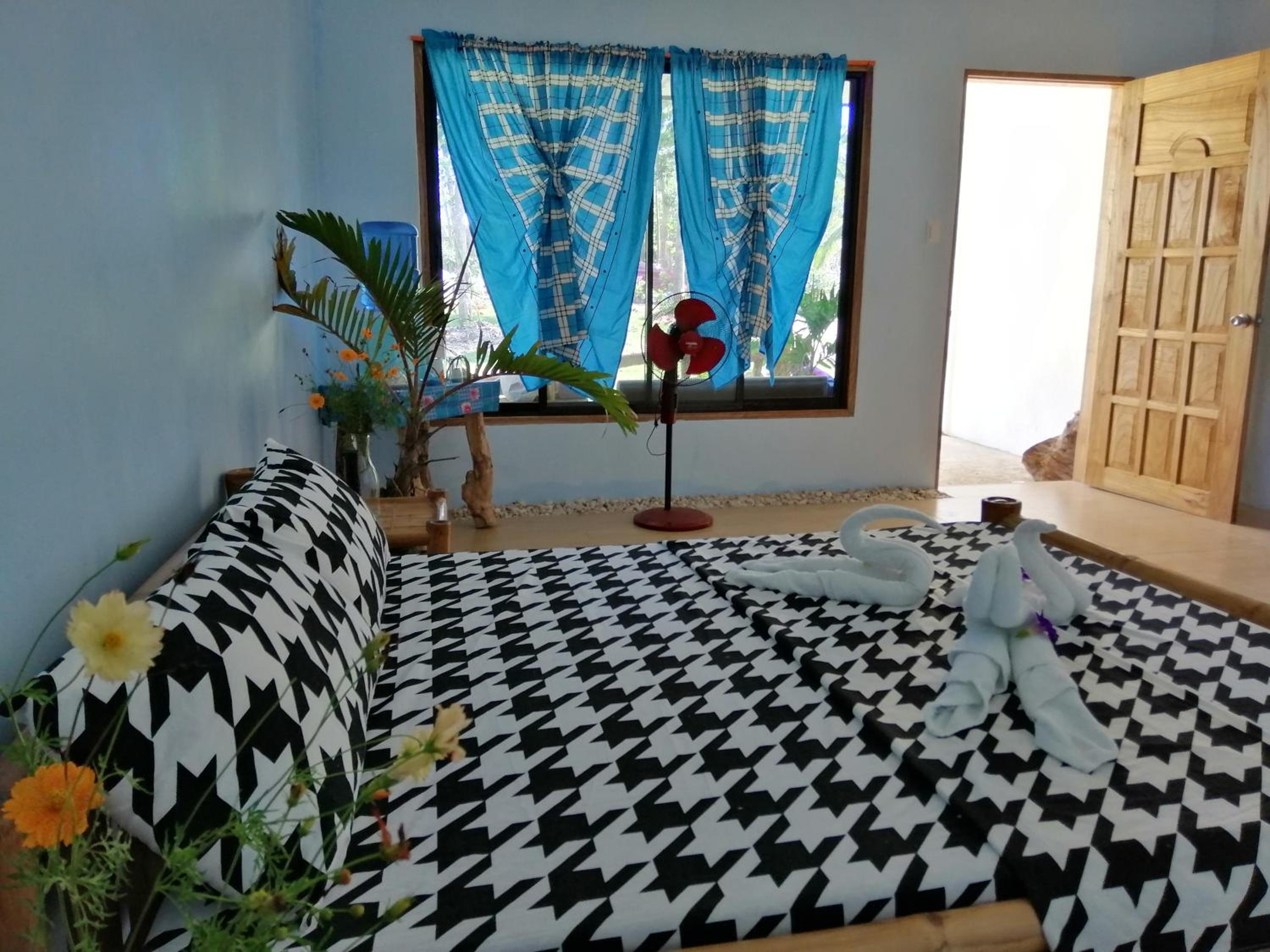 Deluxe Queen Room - Photo 2