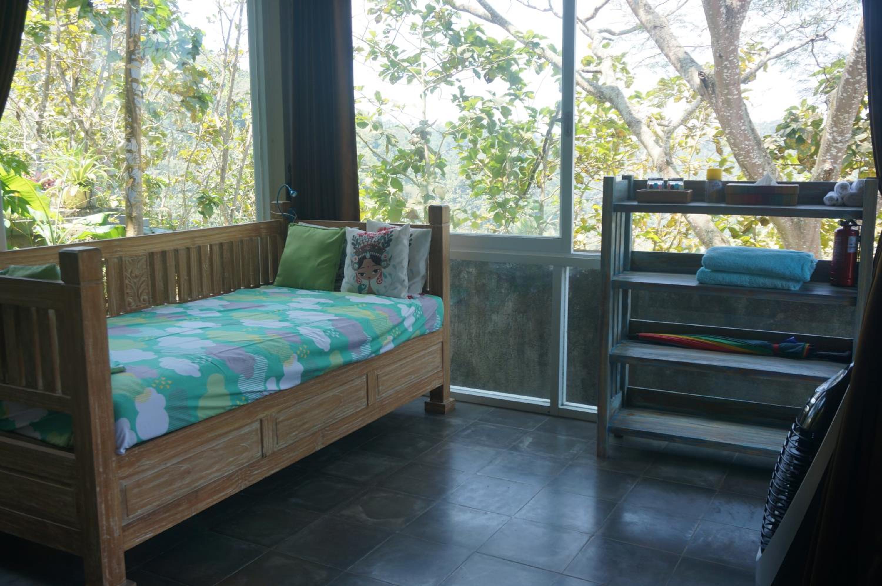 Family Room with Garden View - Photo 24