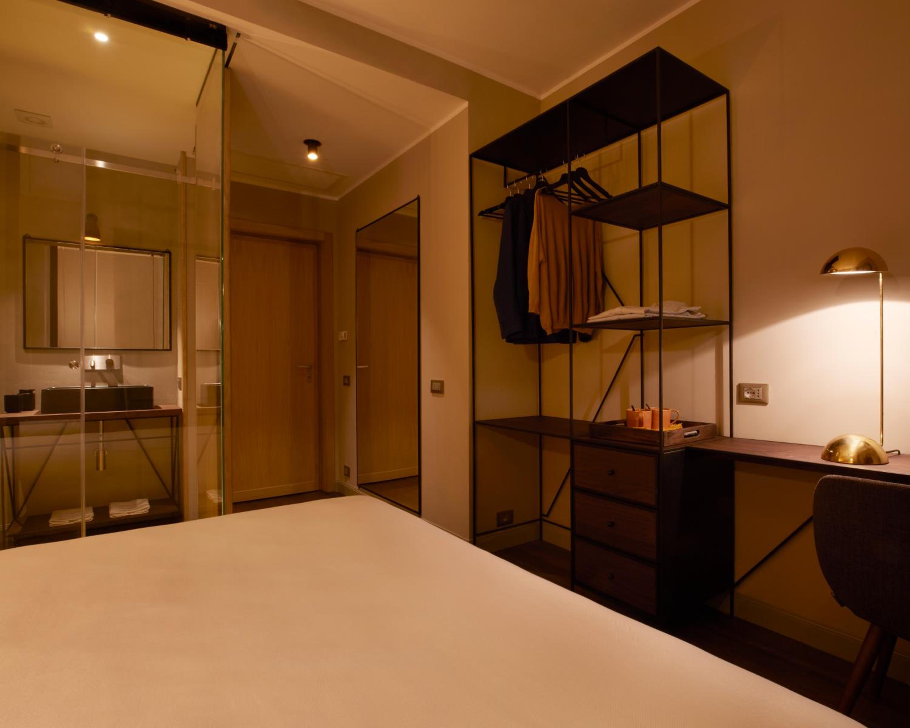 Standard Double Room photo 2