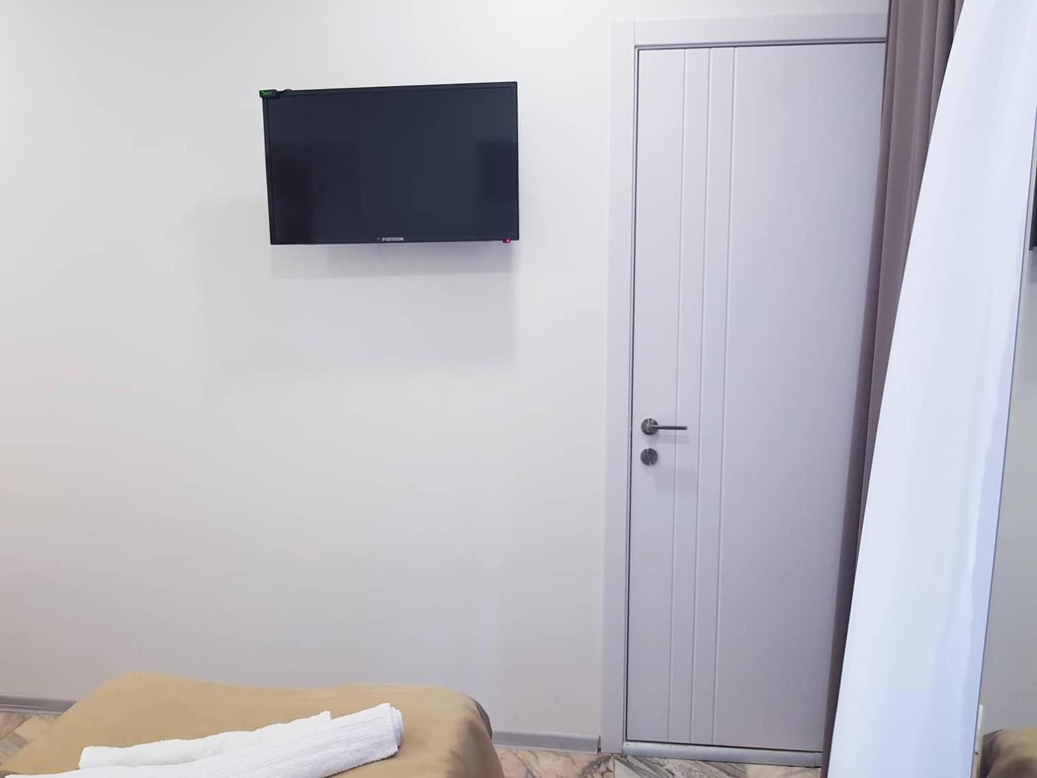 Standard Double or Twin Room photo 1