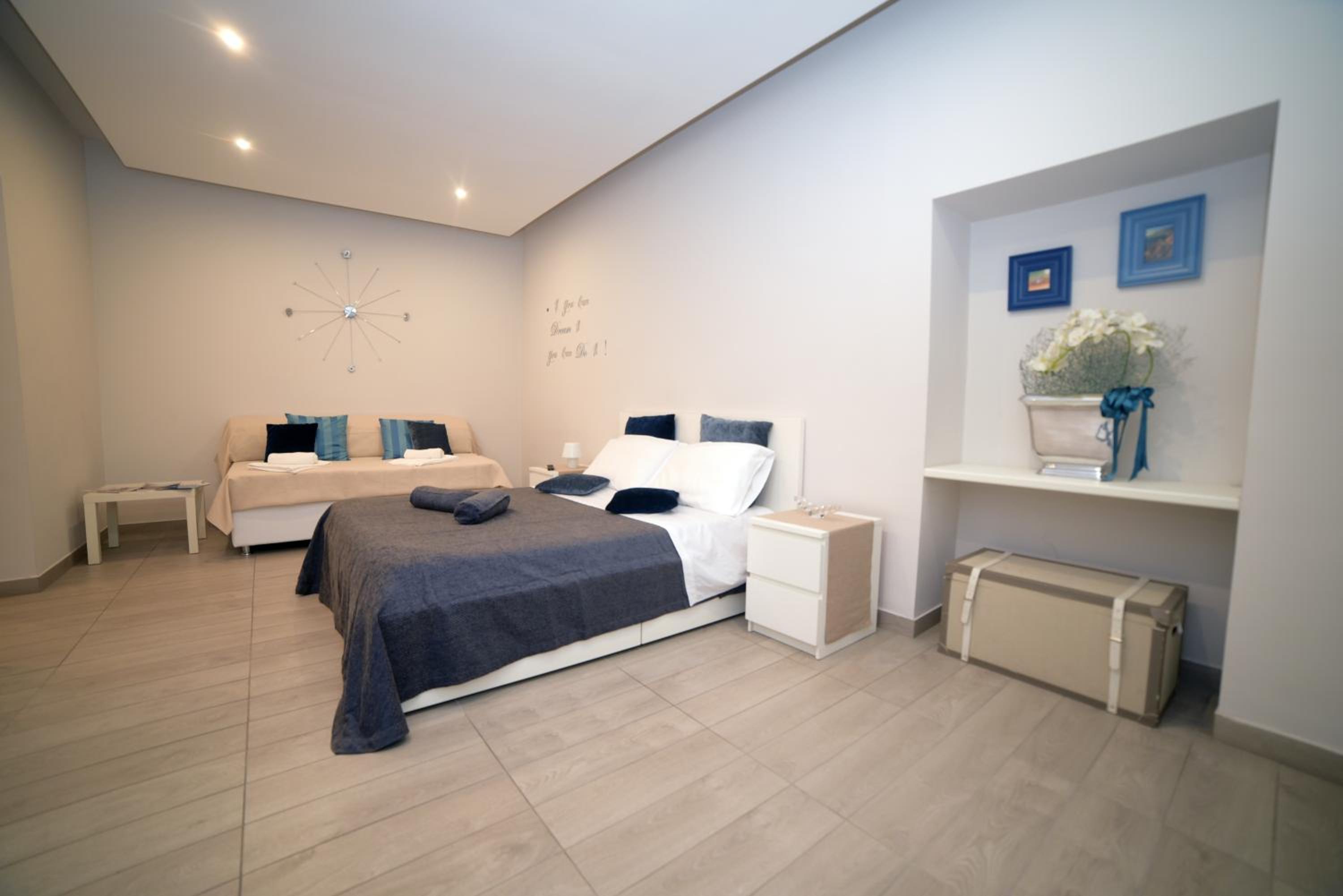 Deluxe Triple Room - Photo 1