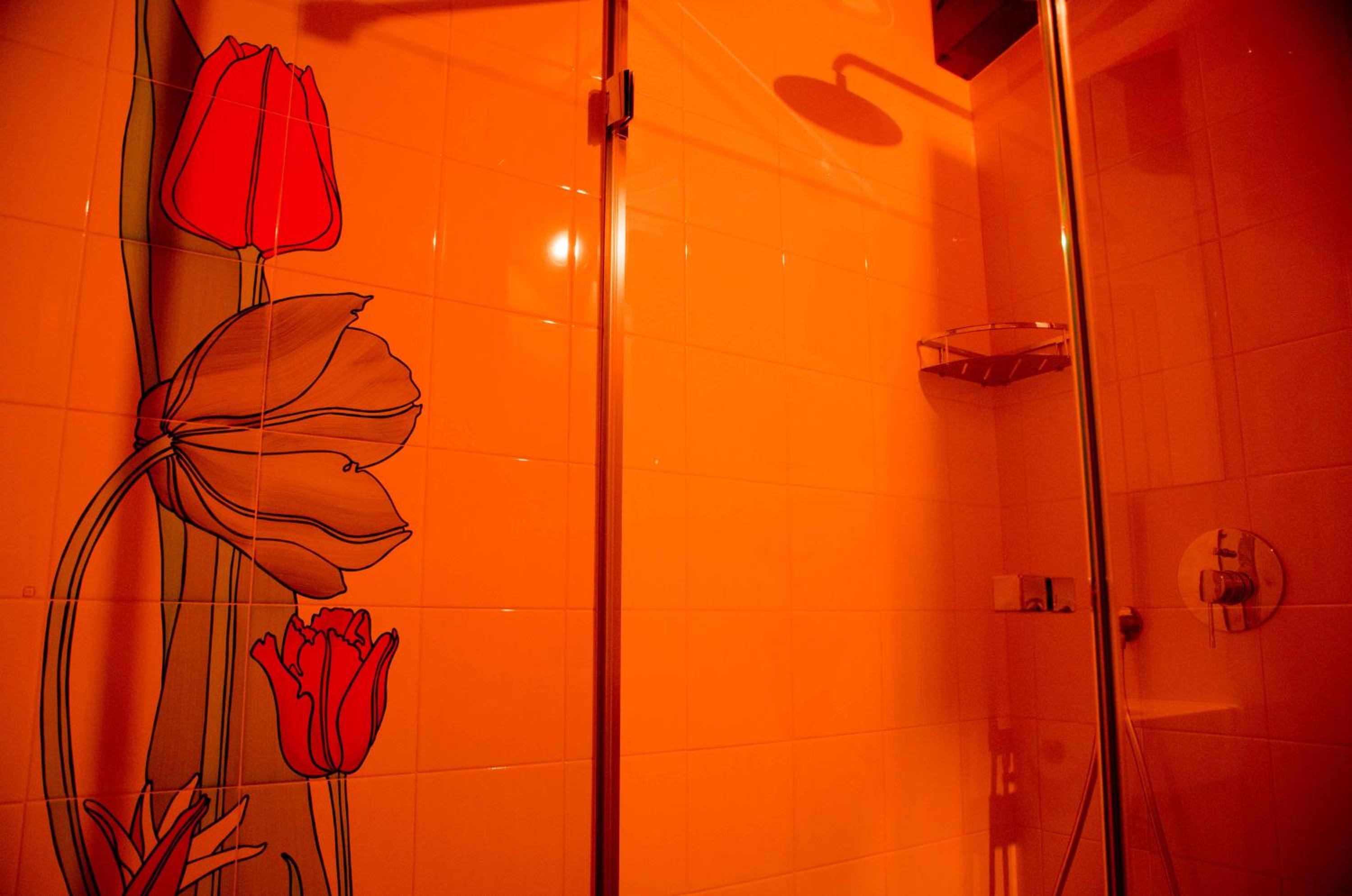 Double Room - Photo 7