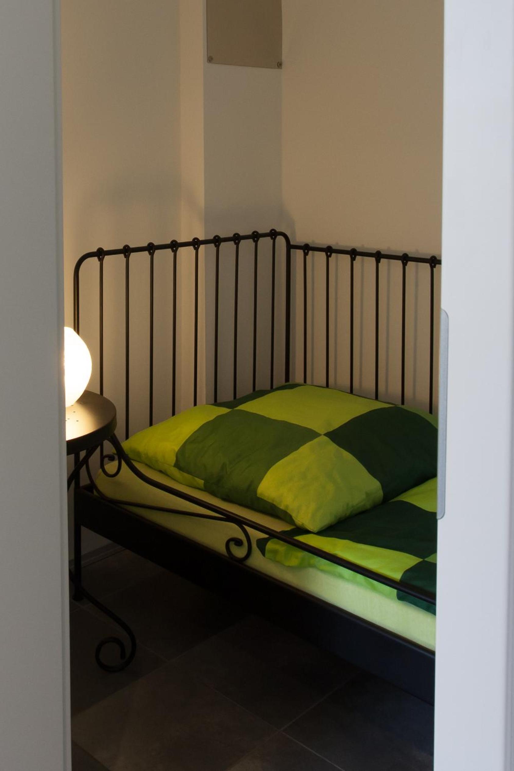 Apartment A - Photo 15