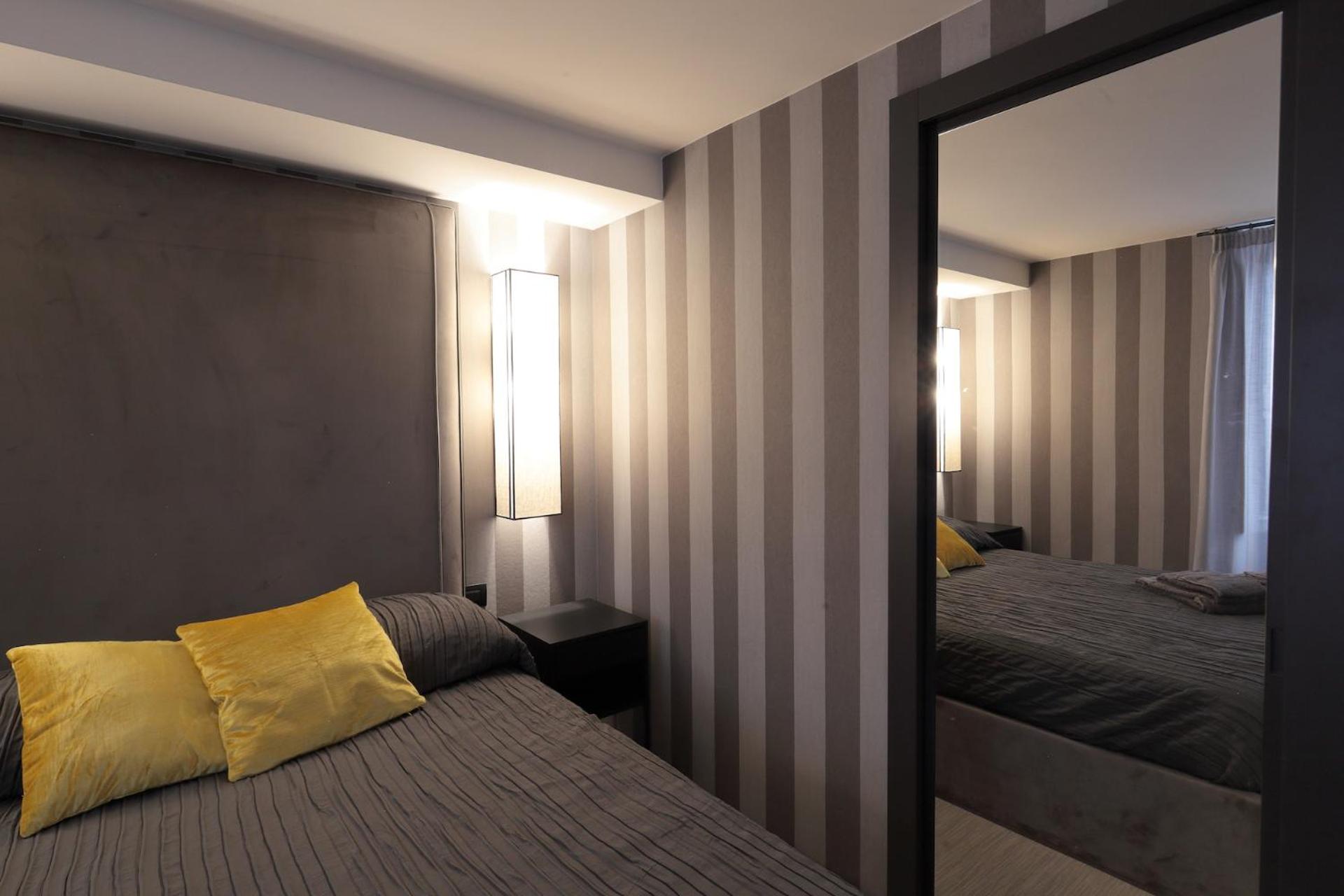 Double Room - Photo 13