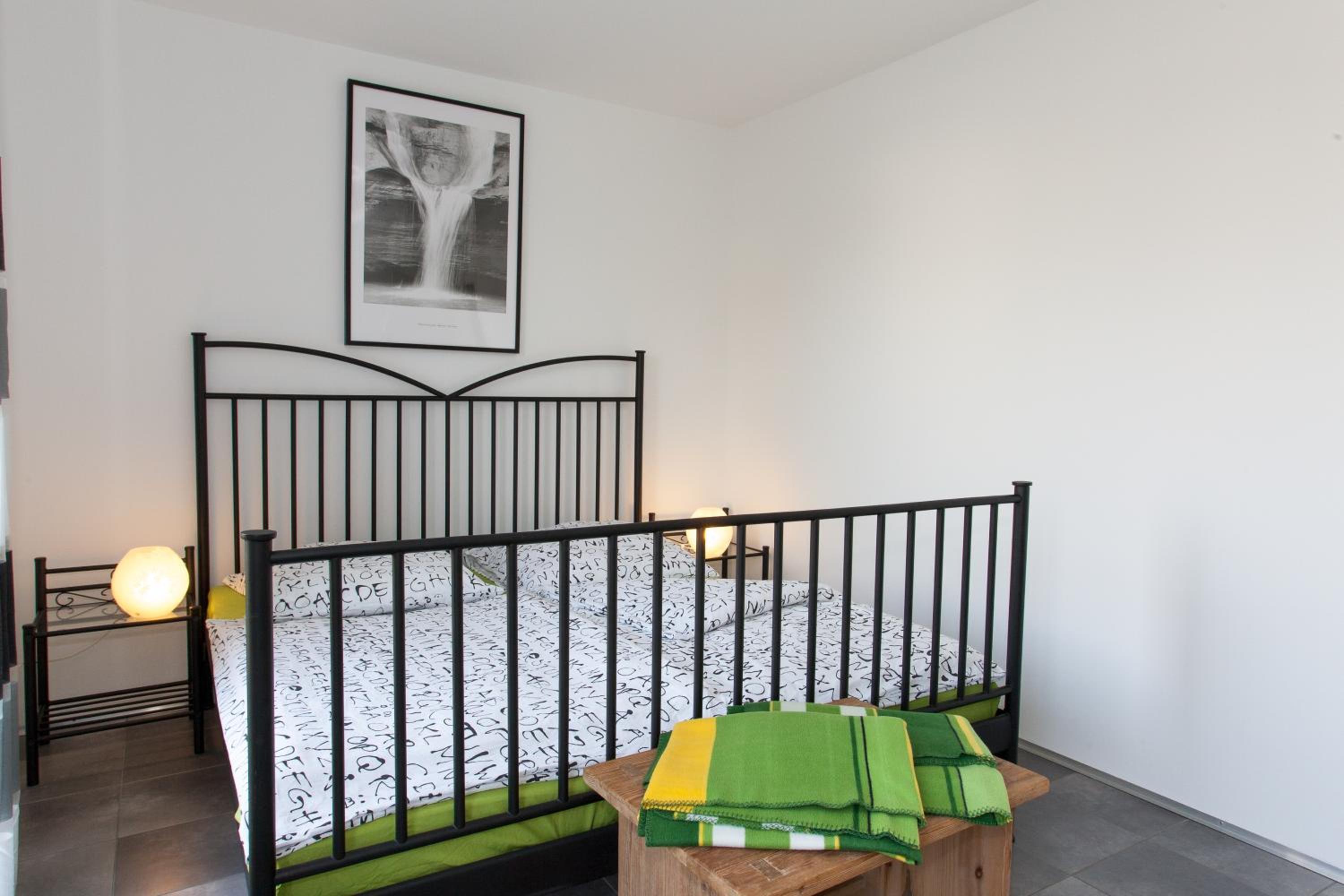 Apartment A - Photo 14