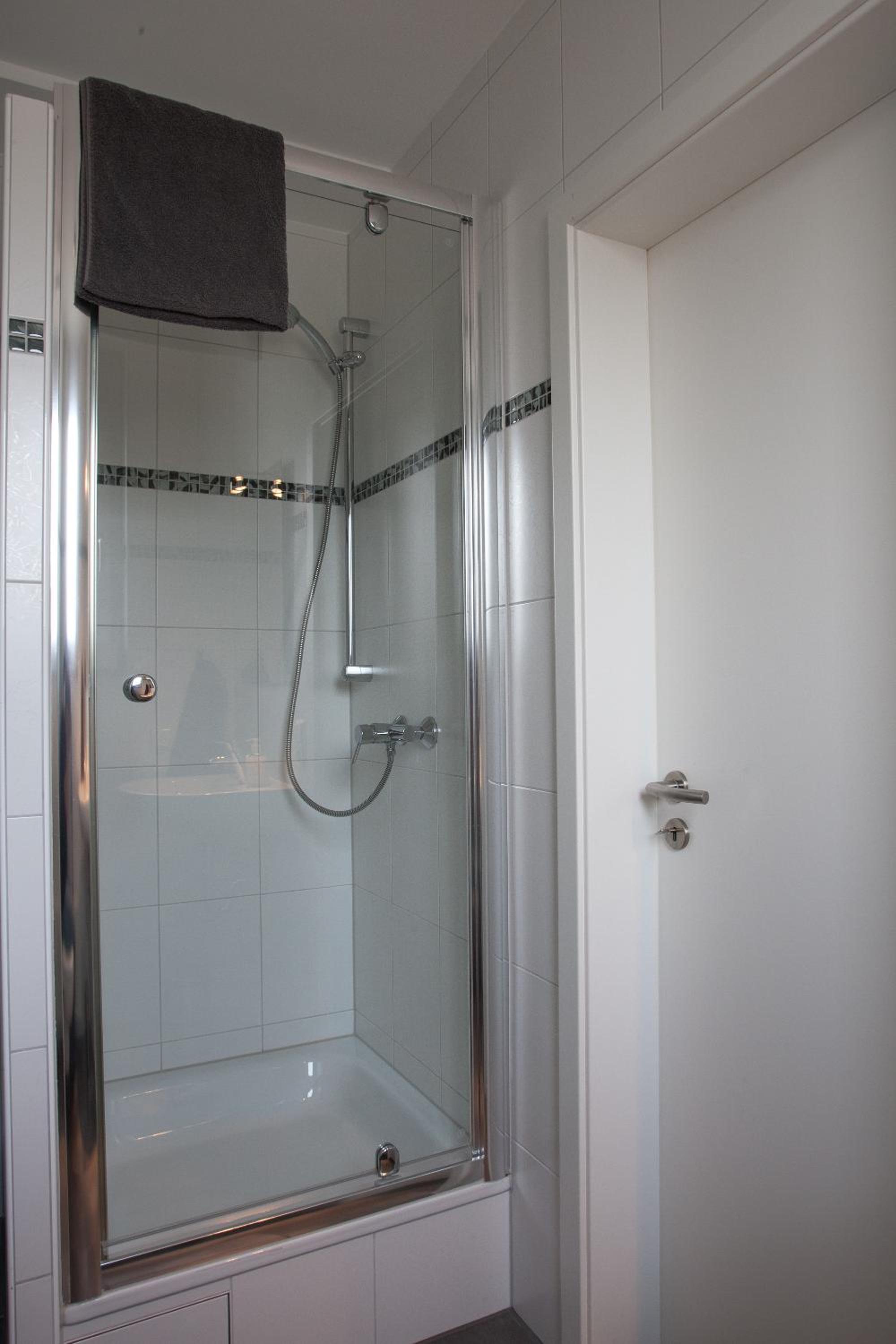 Apartment A - Photo 13