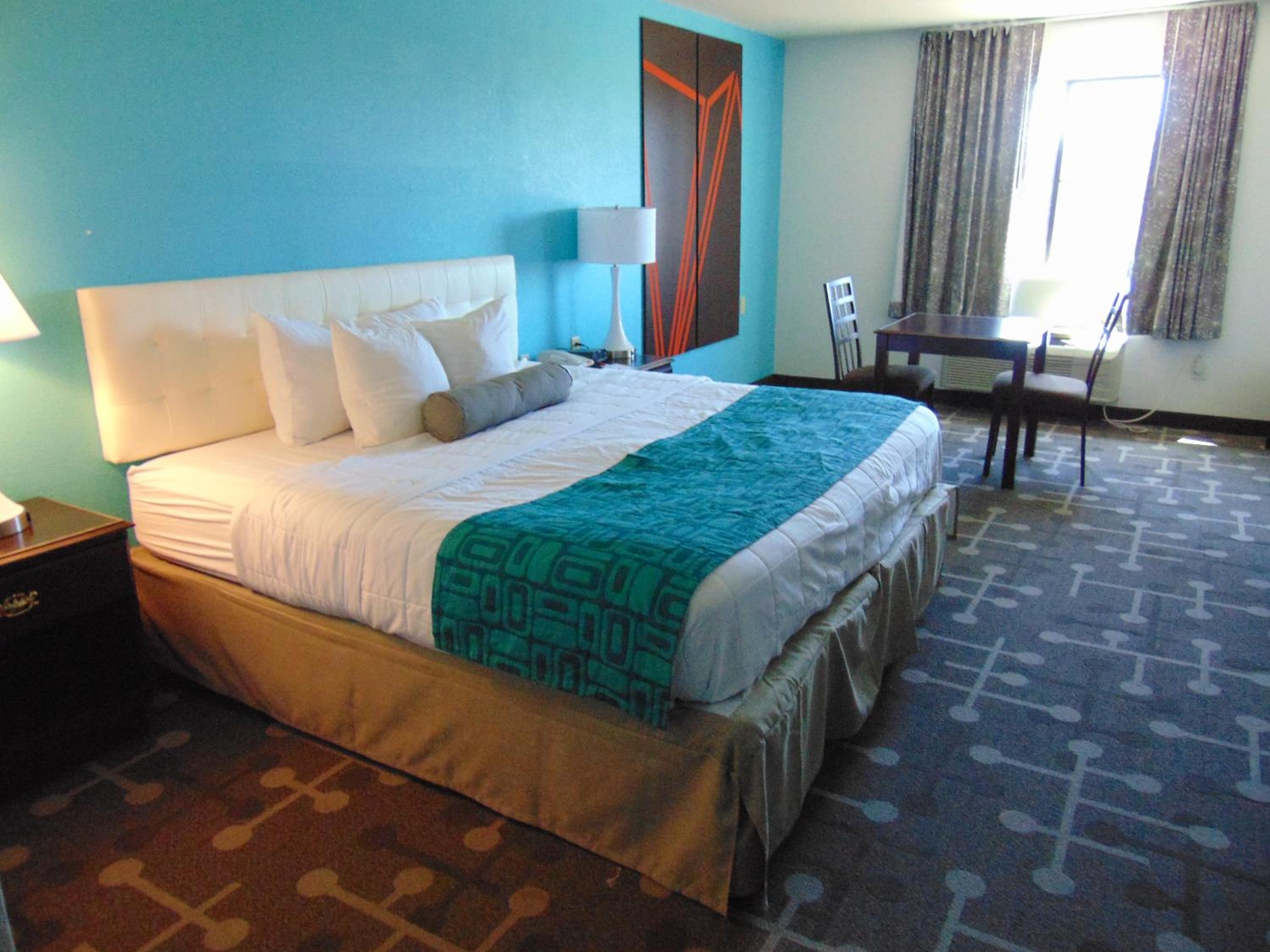 King Room - Non-Smoking photo 1