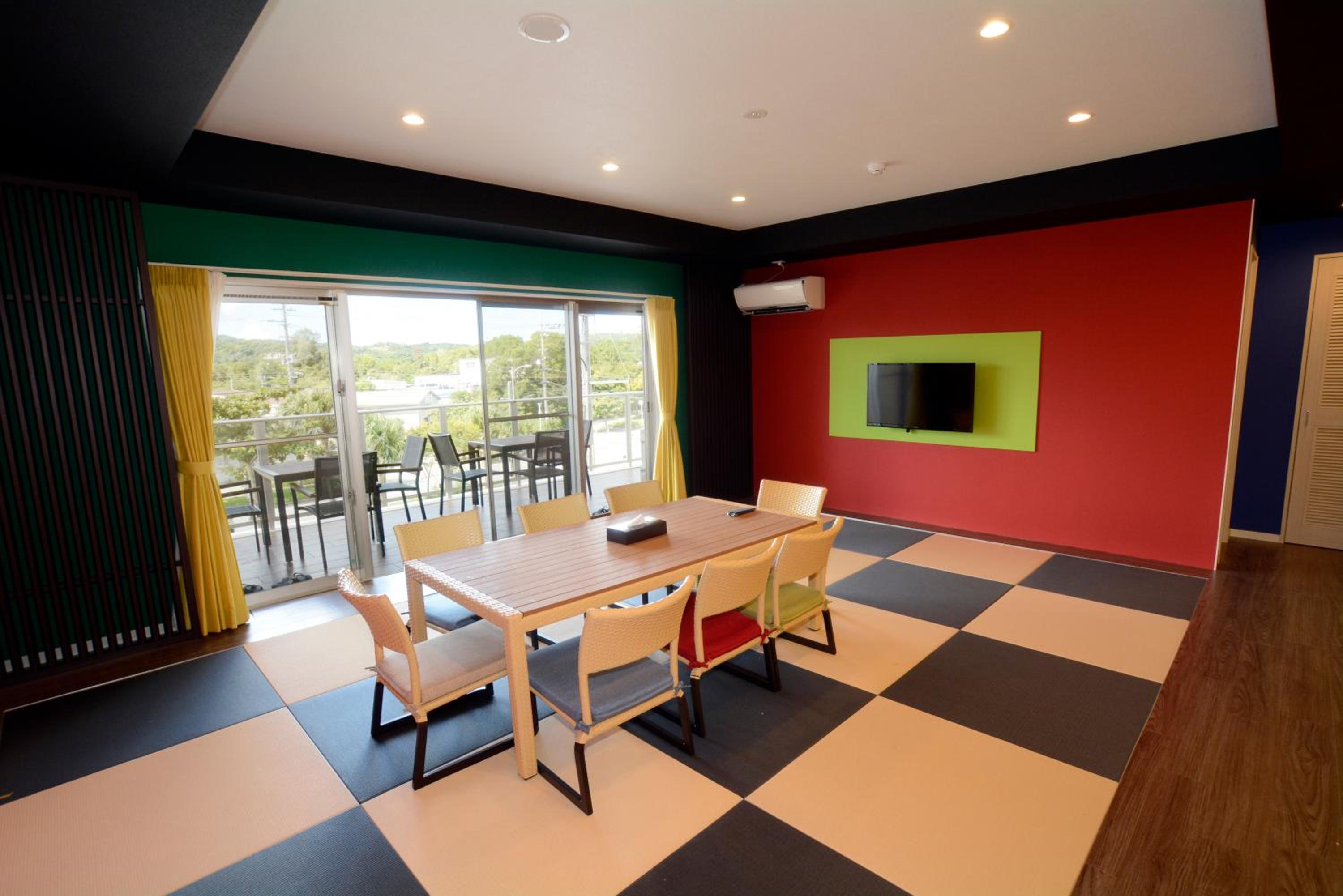 Superior Family Room (Concept Room)