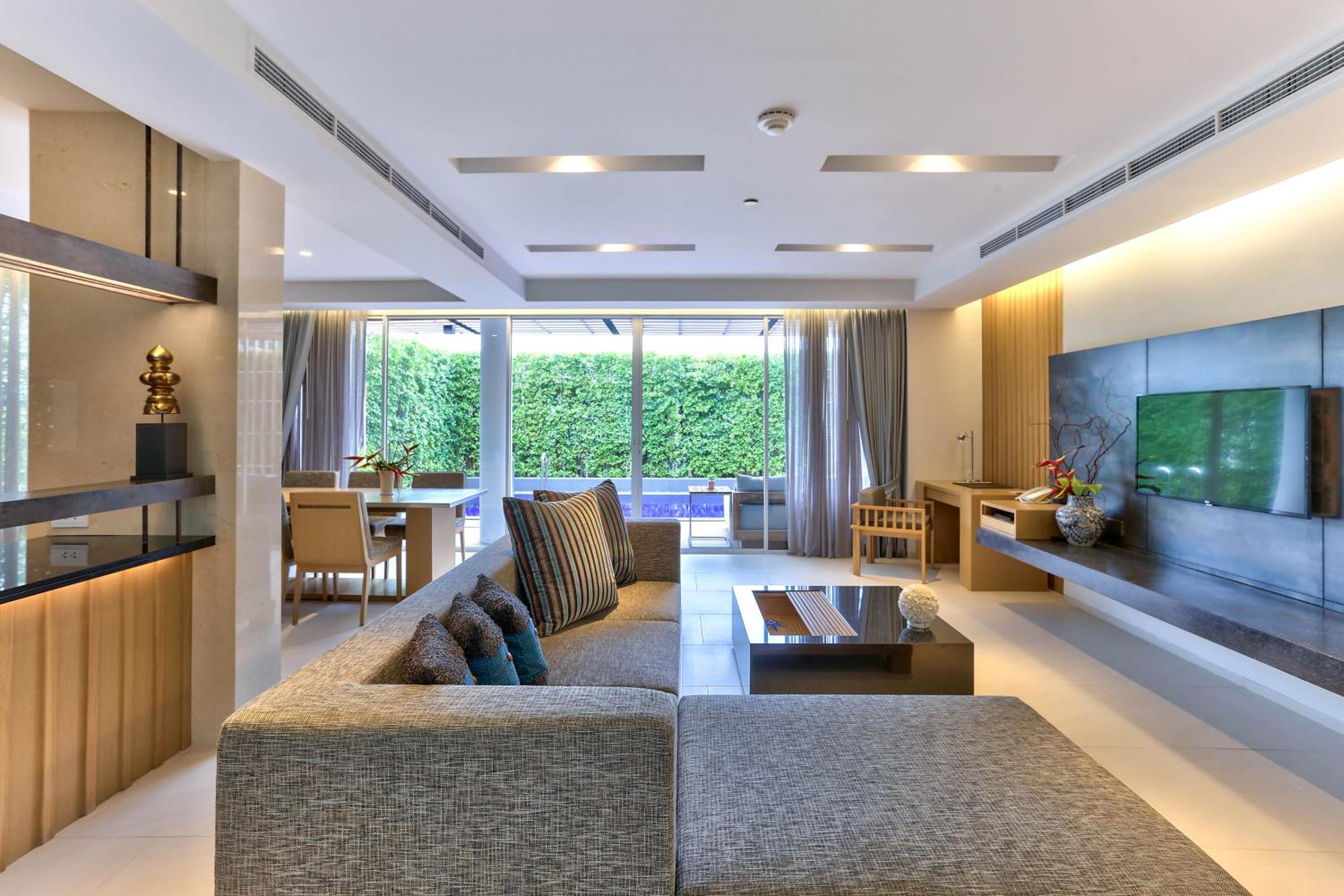 Two-Bedroom Tropical Suite Private Pool photo 1
