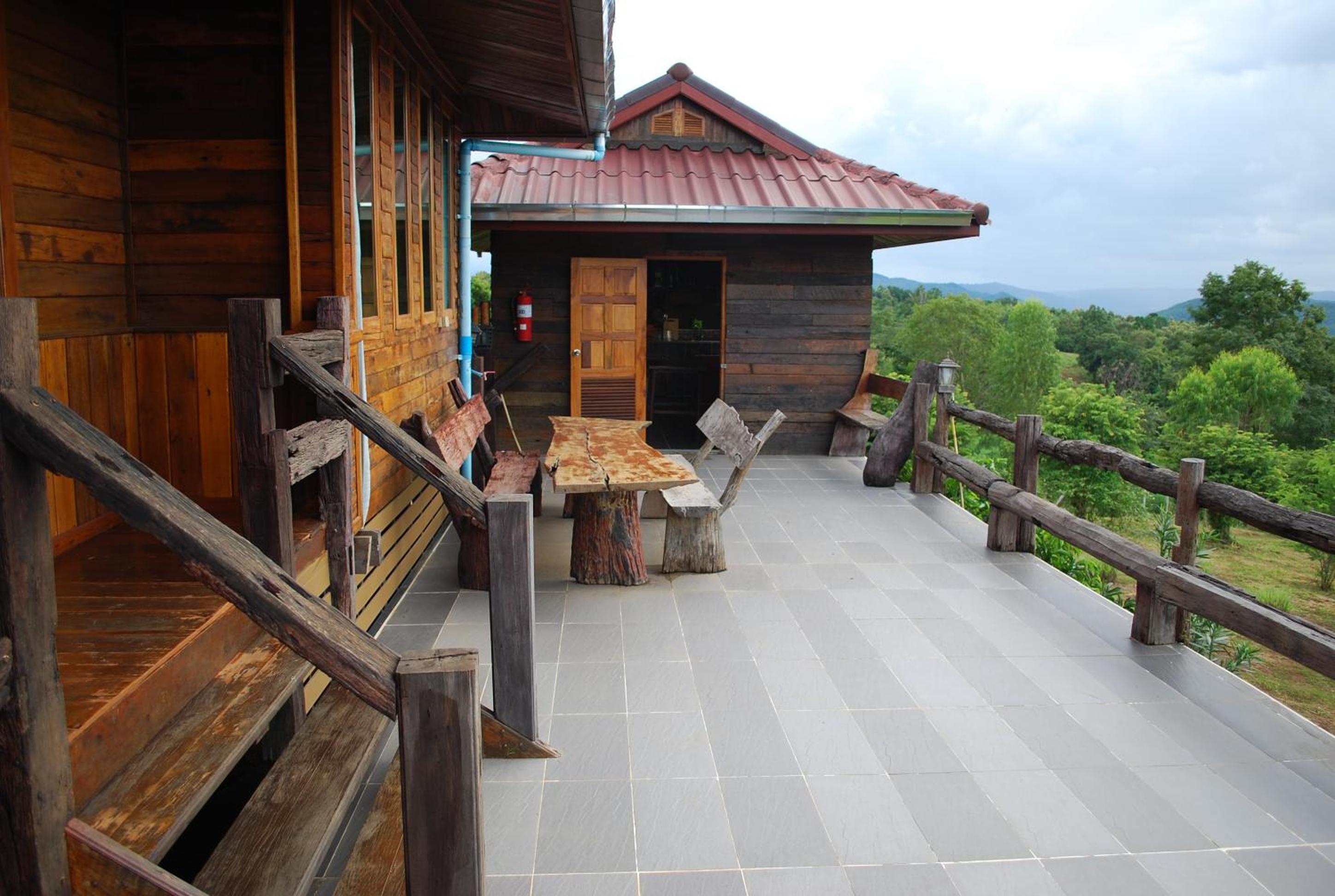 Family Cottage - Photo 3