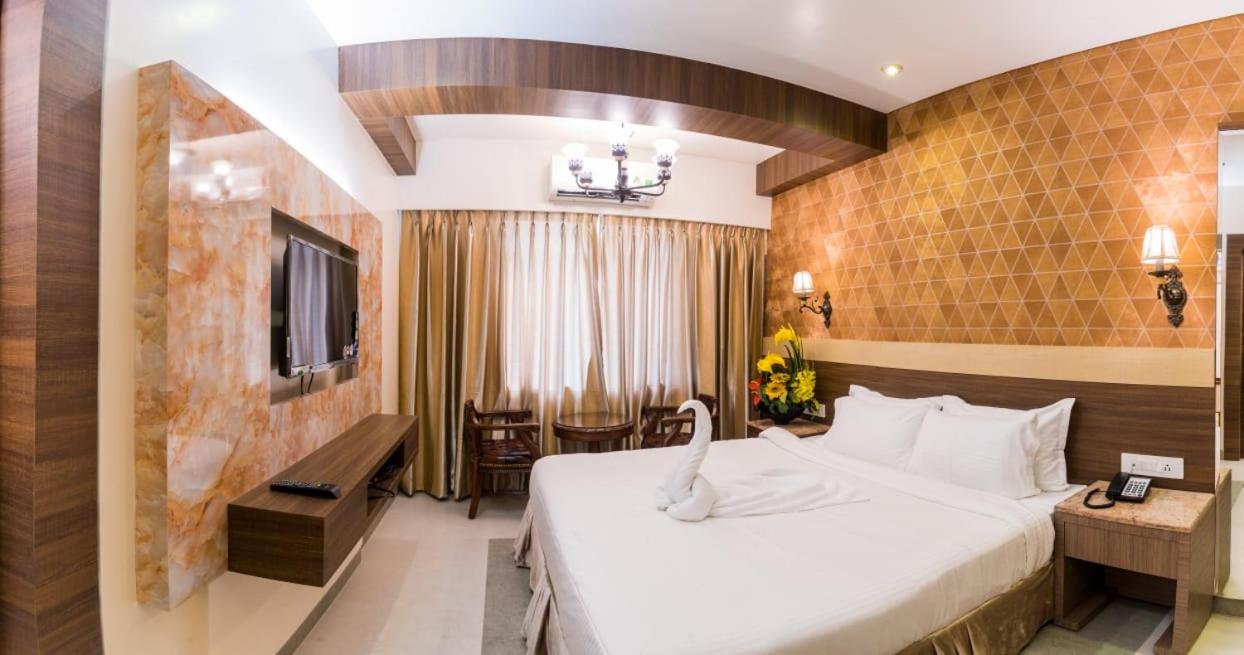 Deluxe Double or Twin Room - Photo 1