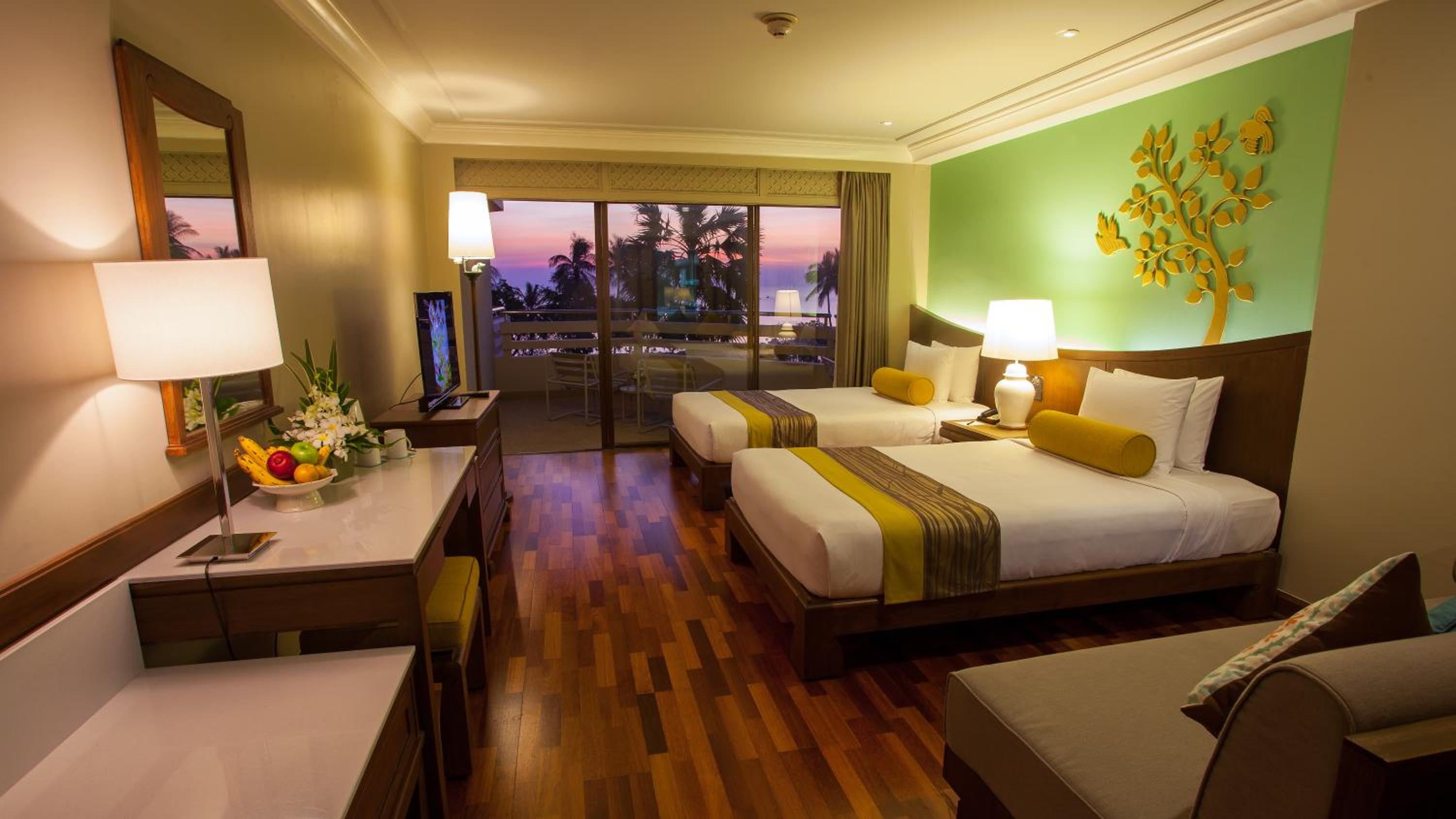 Deluxe Double or Twin Room photo 2