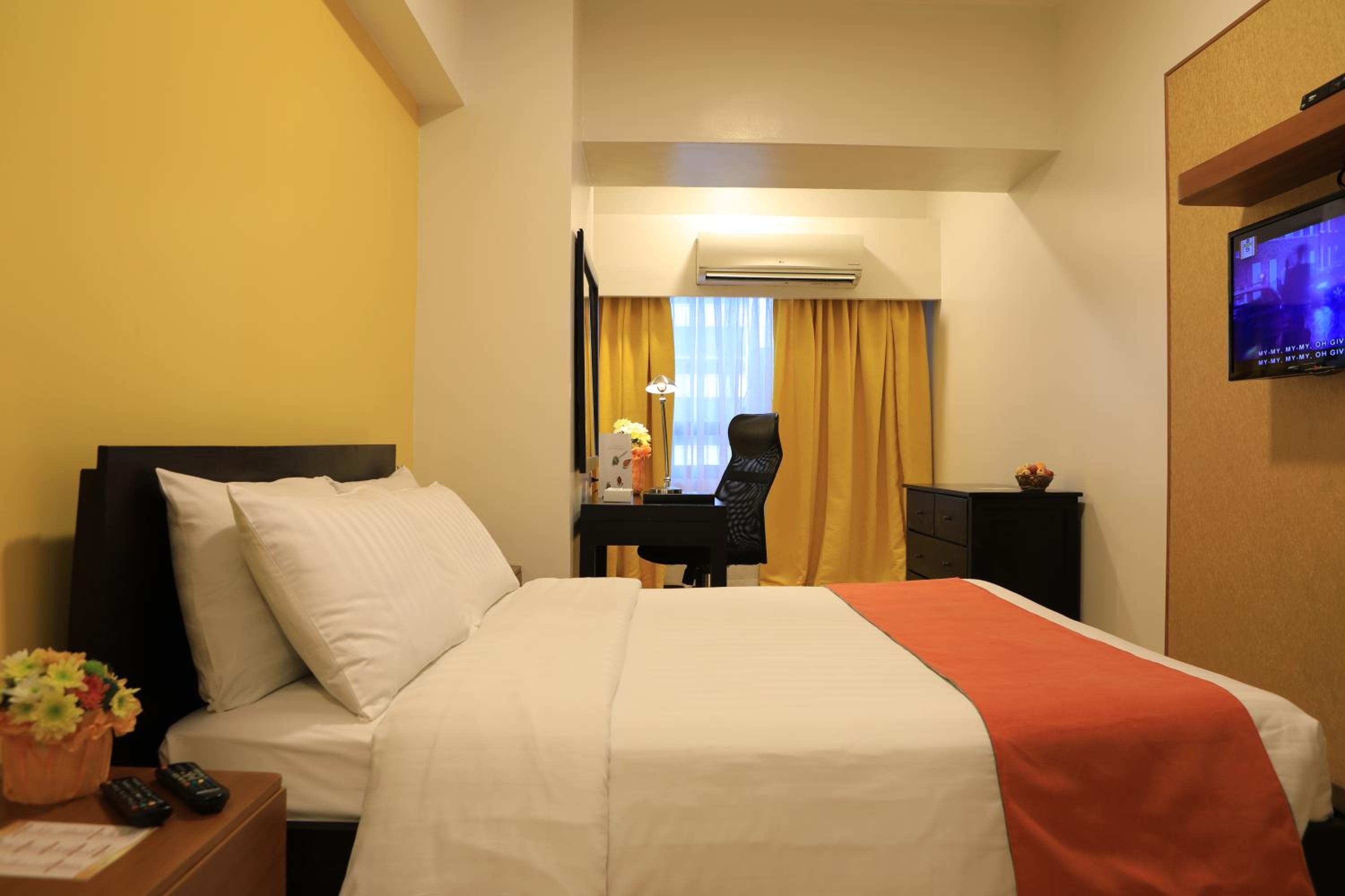 One Bedroom Deluxe Room