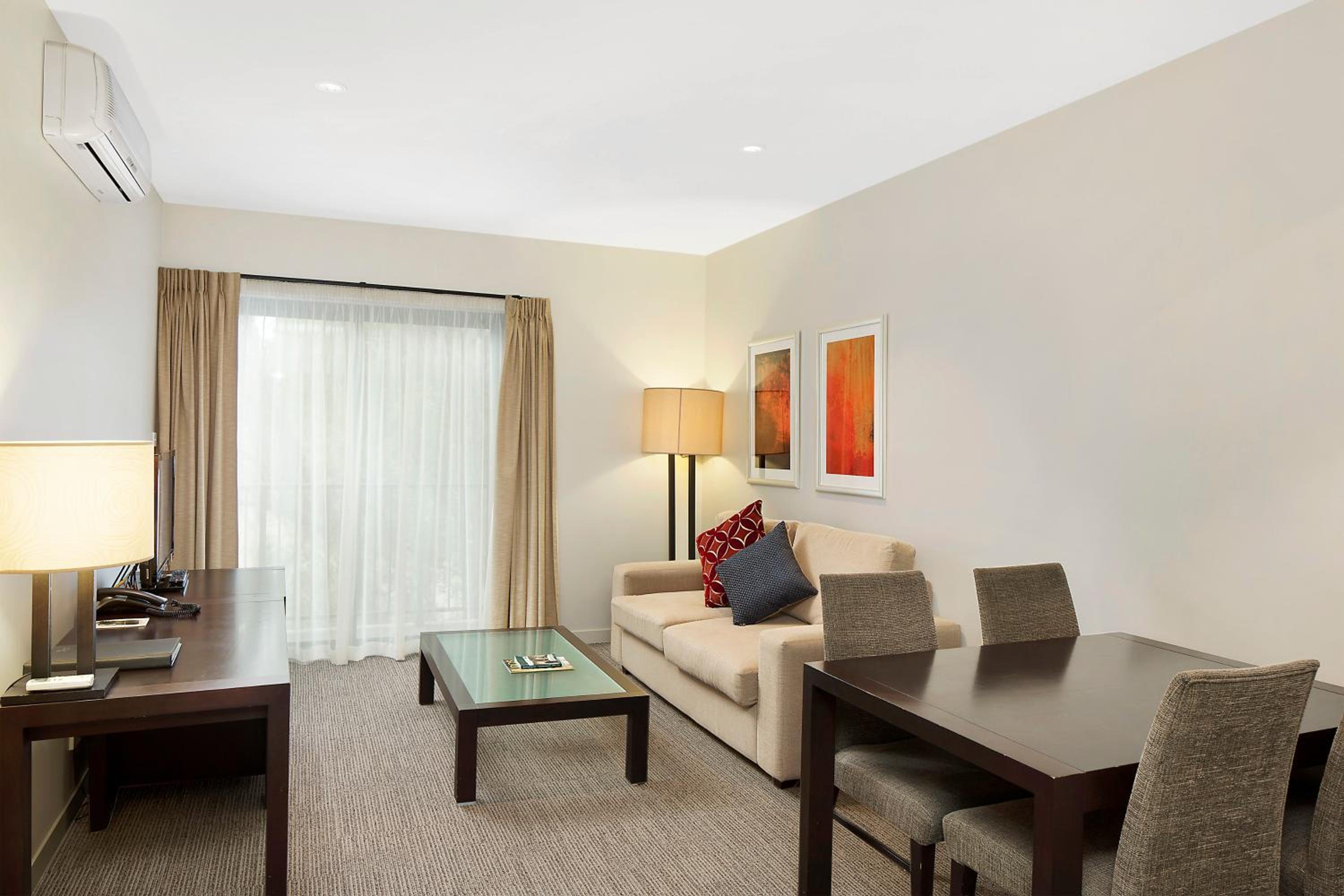  Ground Floor Apartment - Disability Access - Photo 4