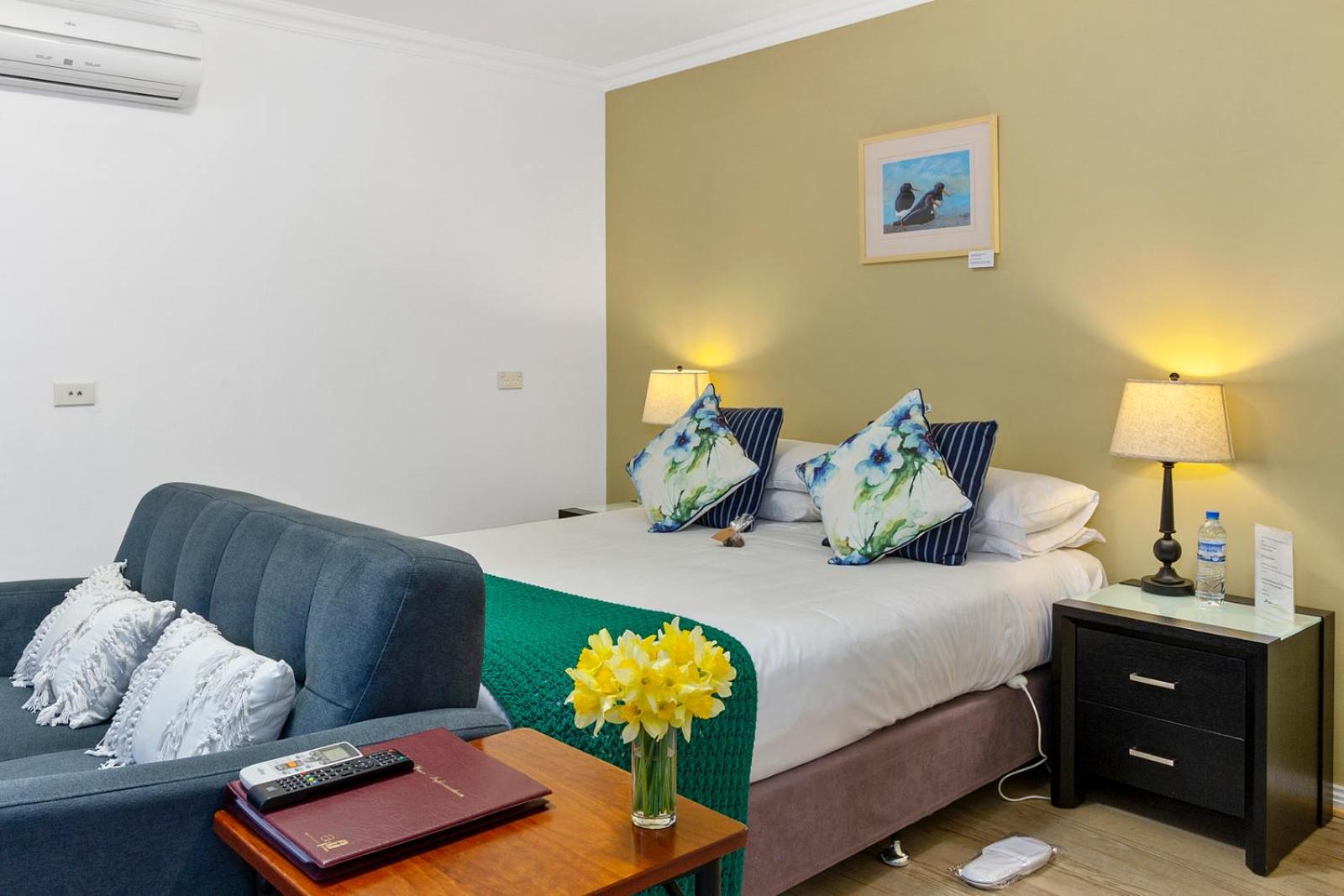 Deluxe Double or Twin Room - Photo 5