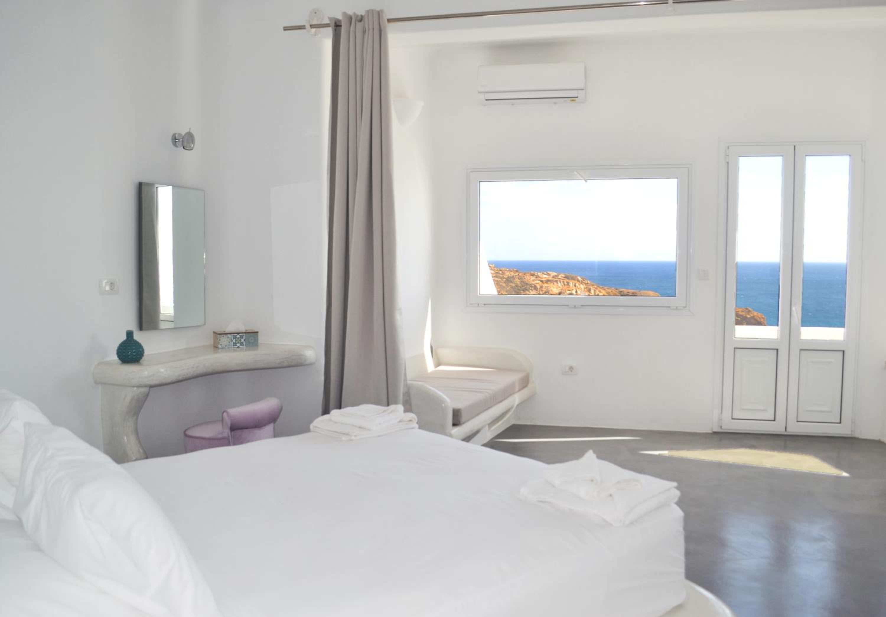 Bliss Suite with Sea & Sunset View
