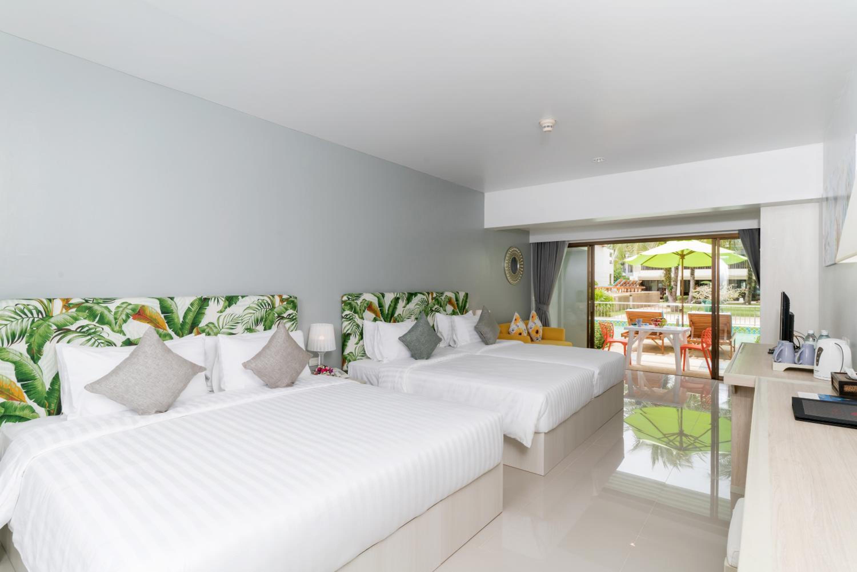 Deluxe Triple Room - Photo 1