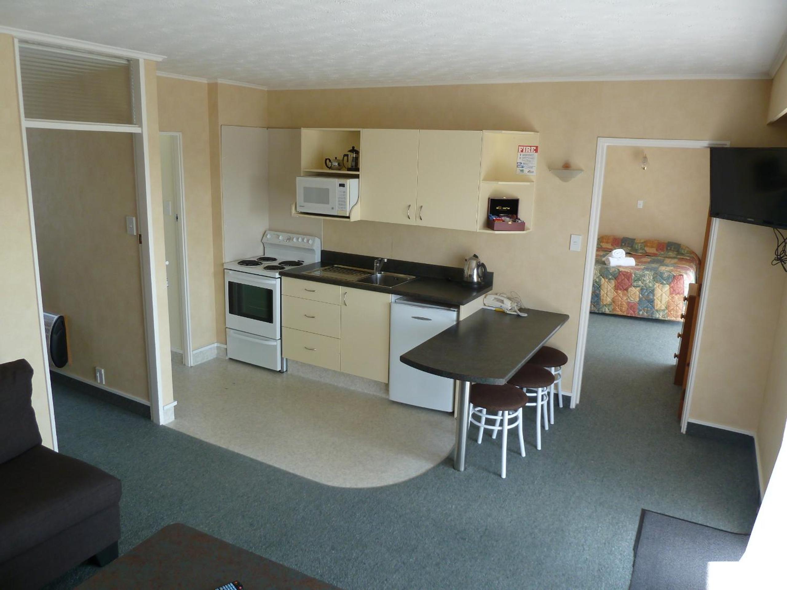 Two-Bedroom Apartment photo 2