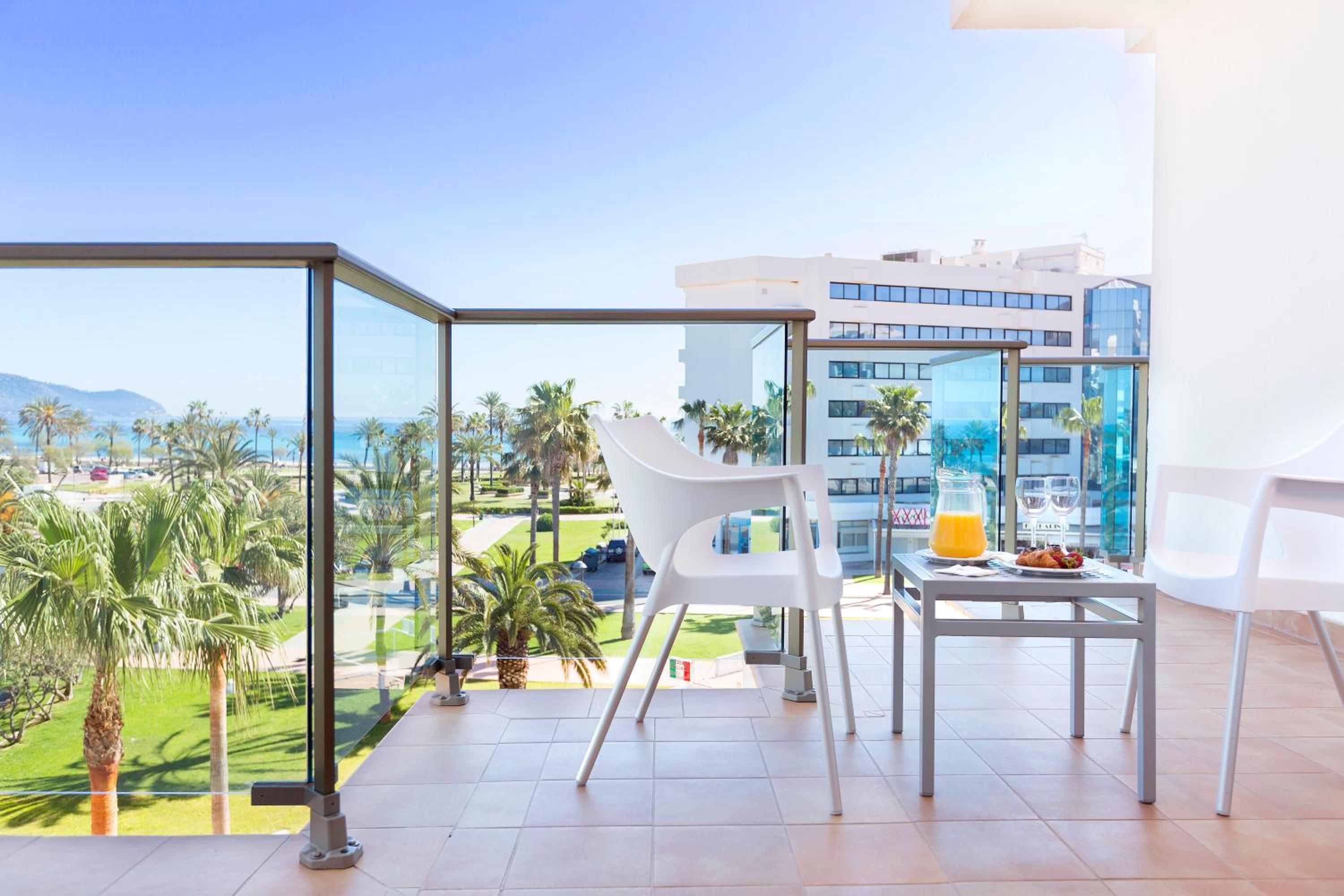 Junior Suite with Sea View - Photo 5