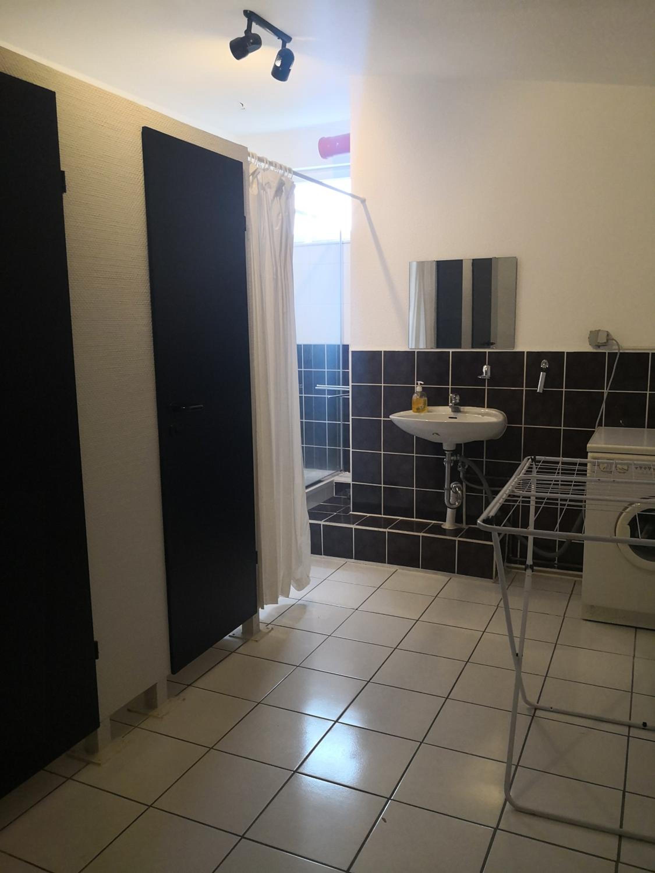 Room for Fitters No. 2 photo 3