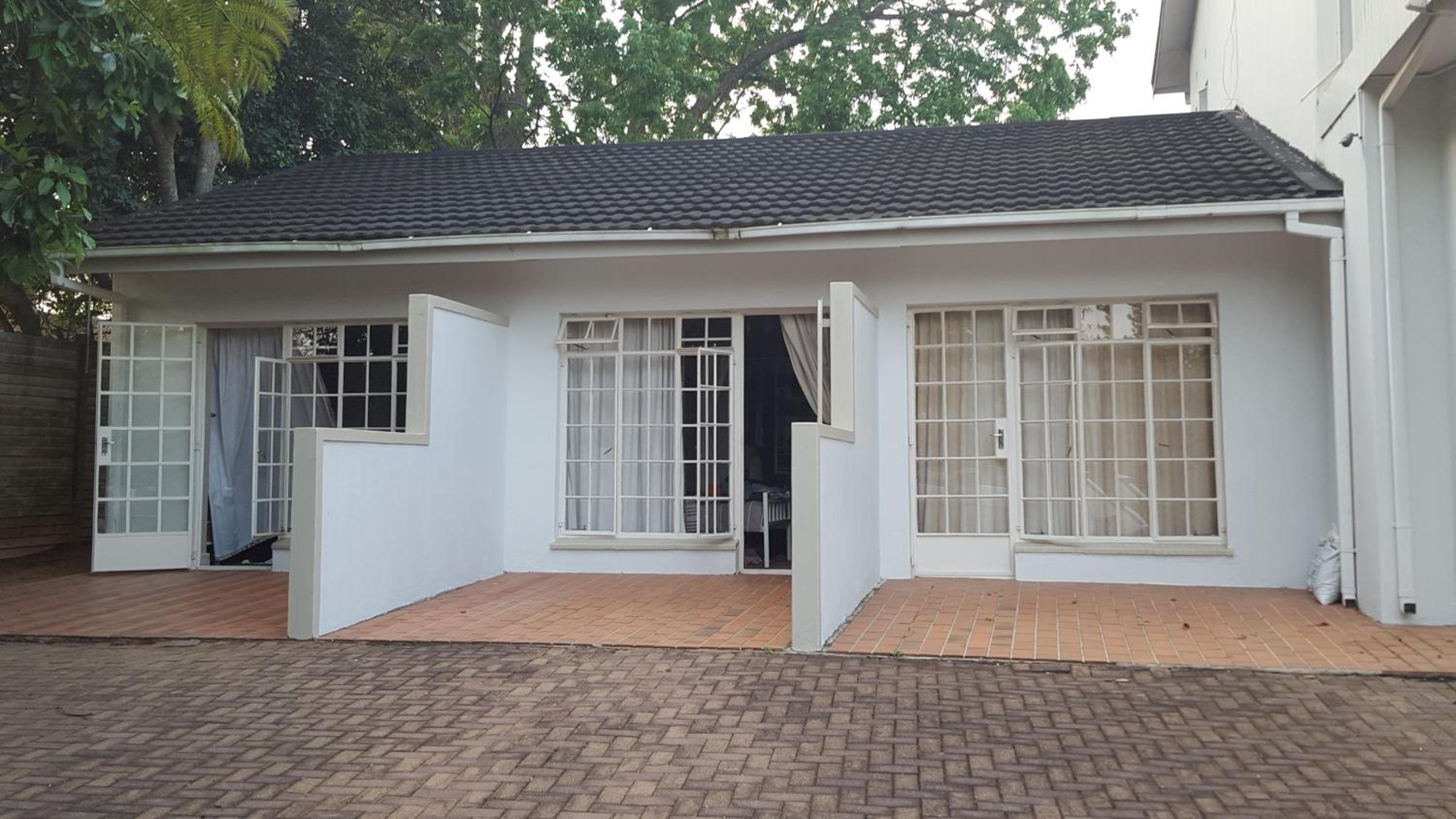 Double or Twin Room with Garden View photo 2