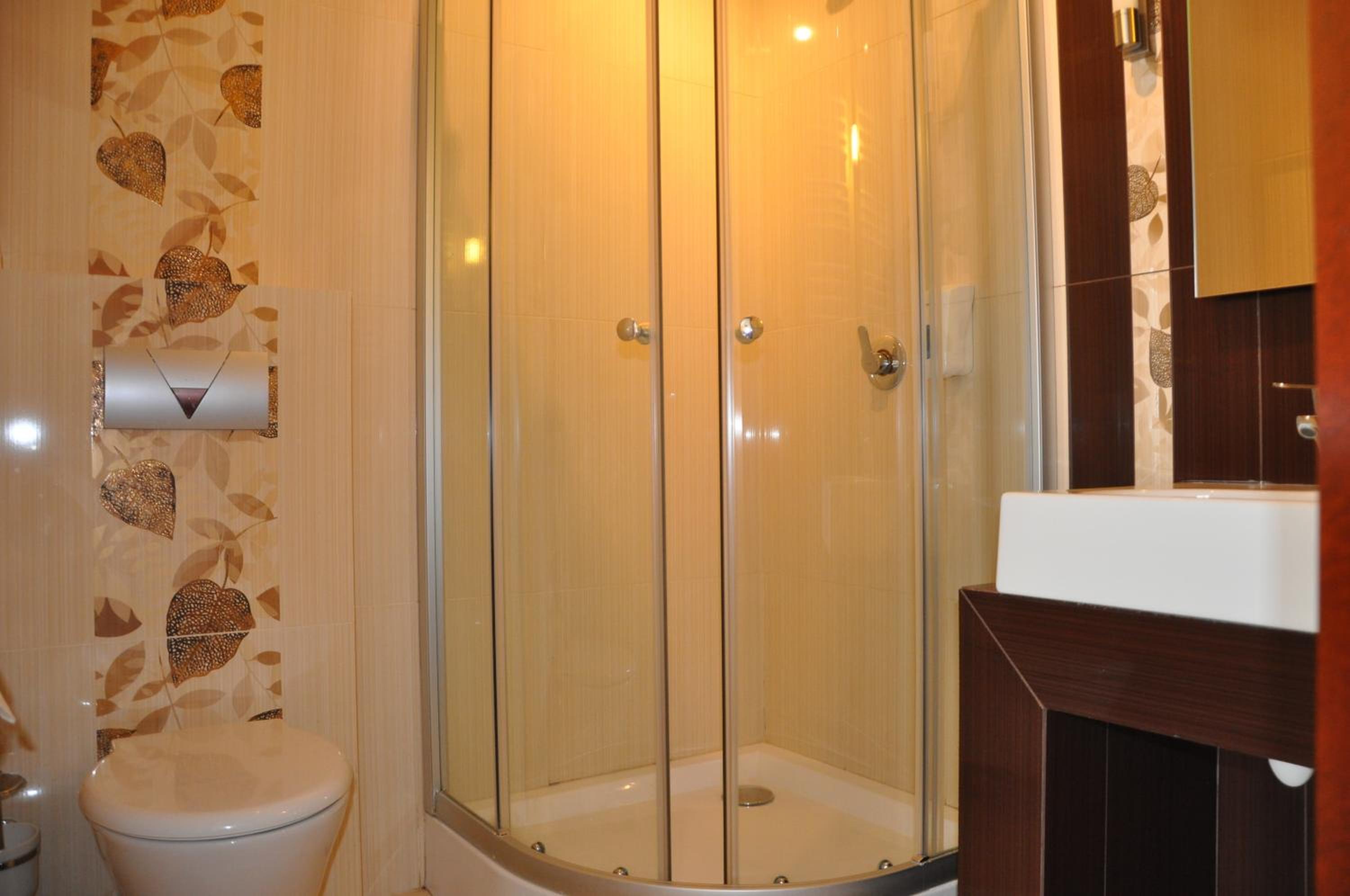 Twin Room - Photo 5