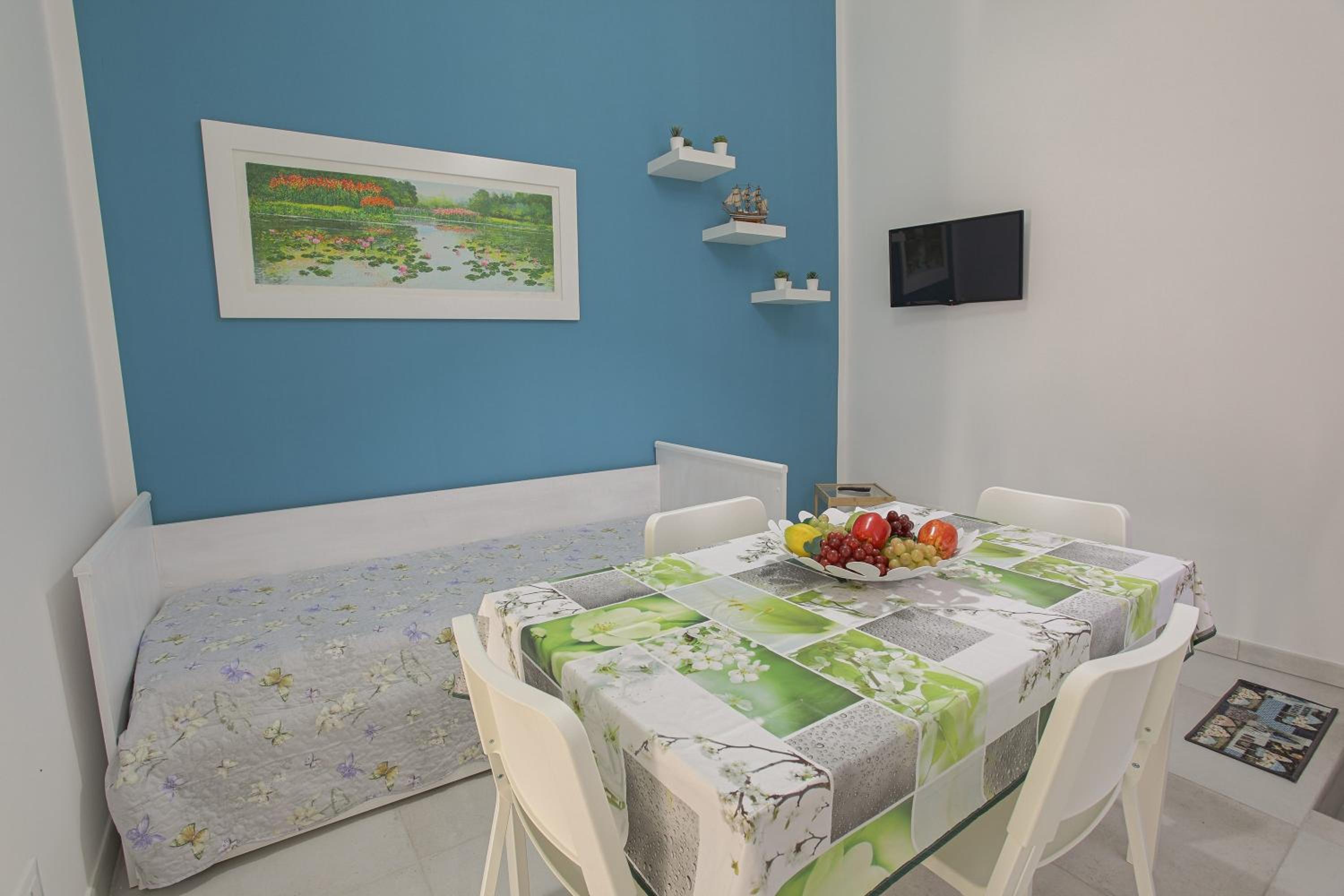Apartment - Photo 21