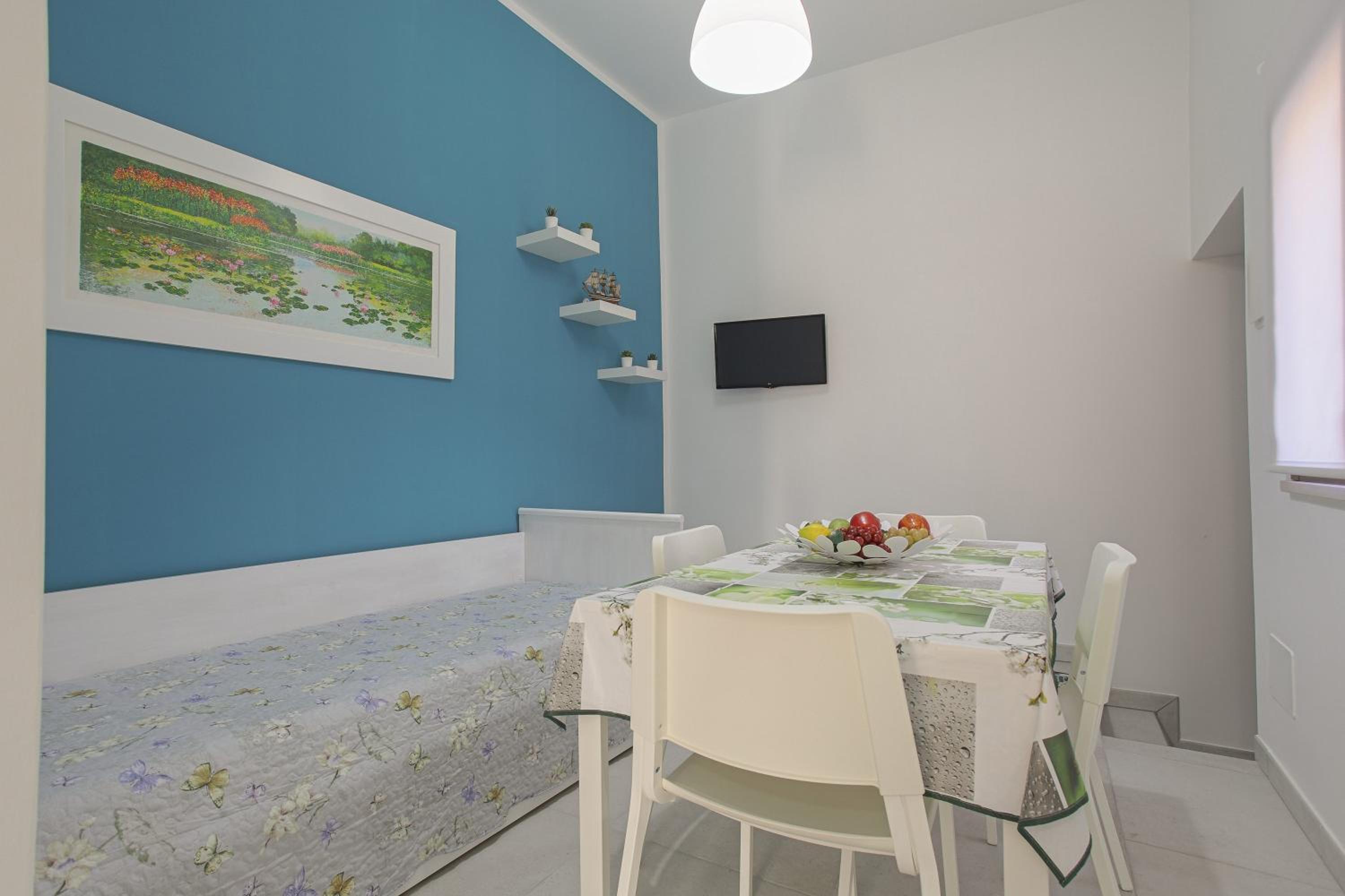 Apartment - Photo 22