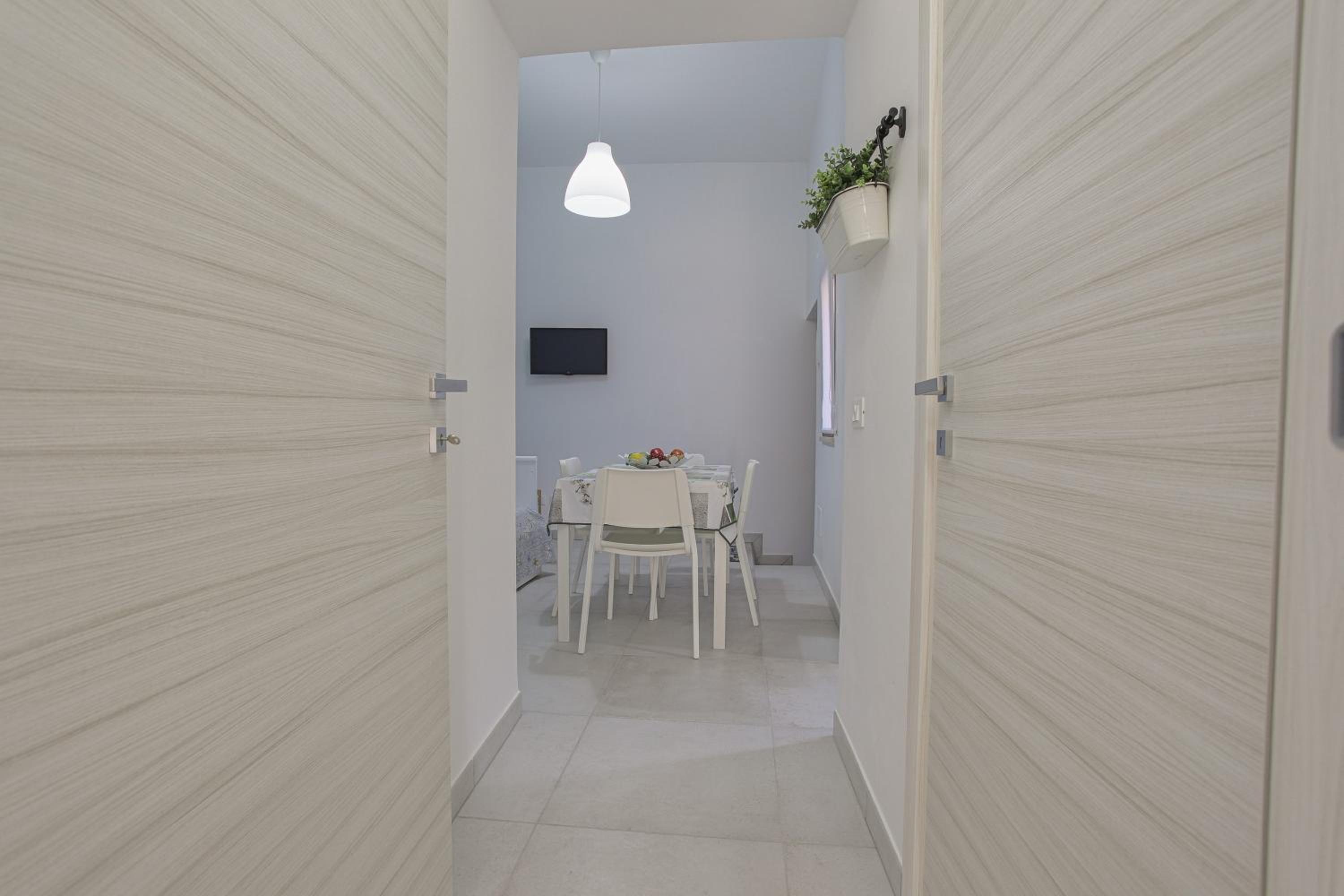 Apartment - Photo 24