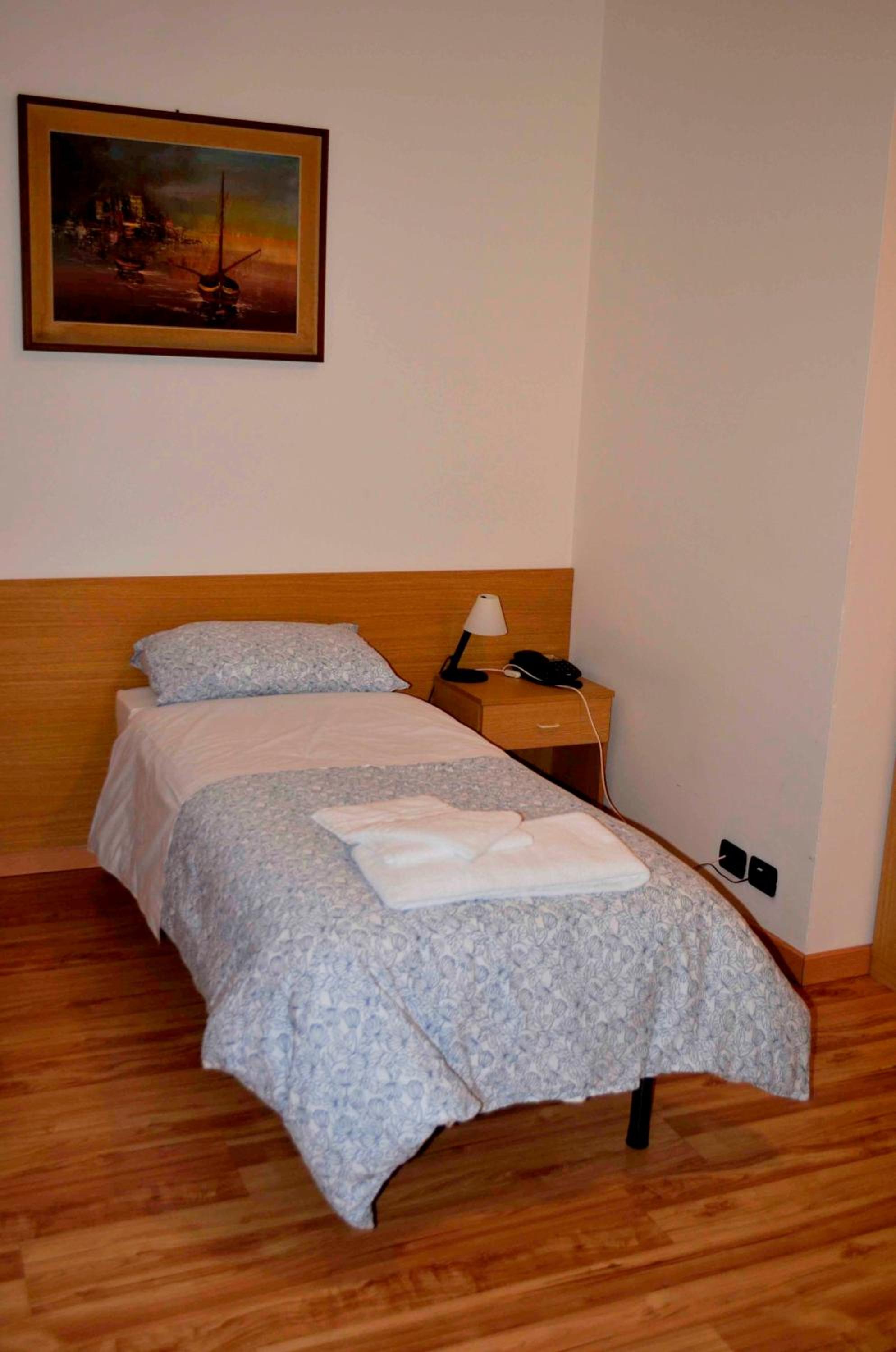 Double or Twin Room with Balcony photo 2