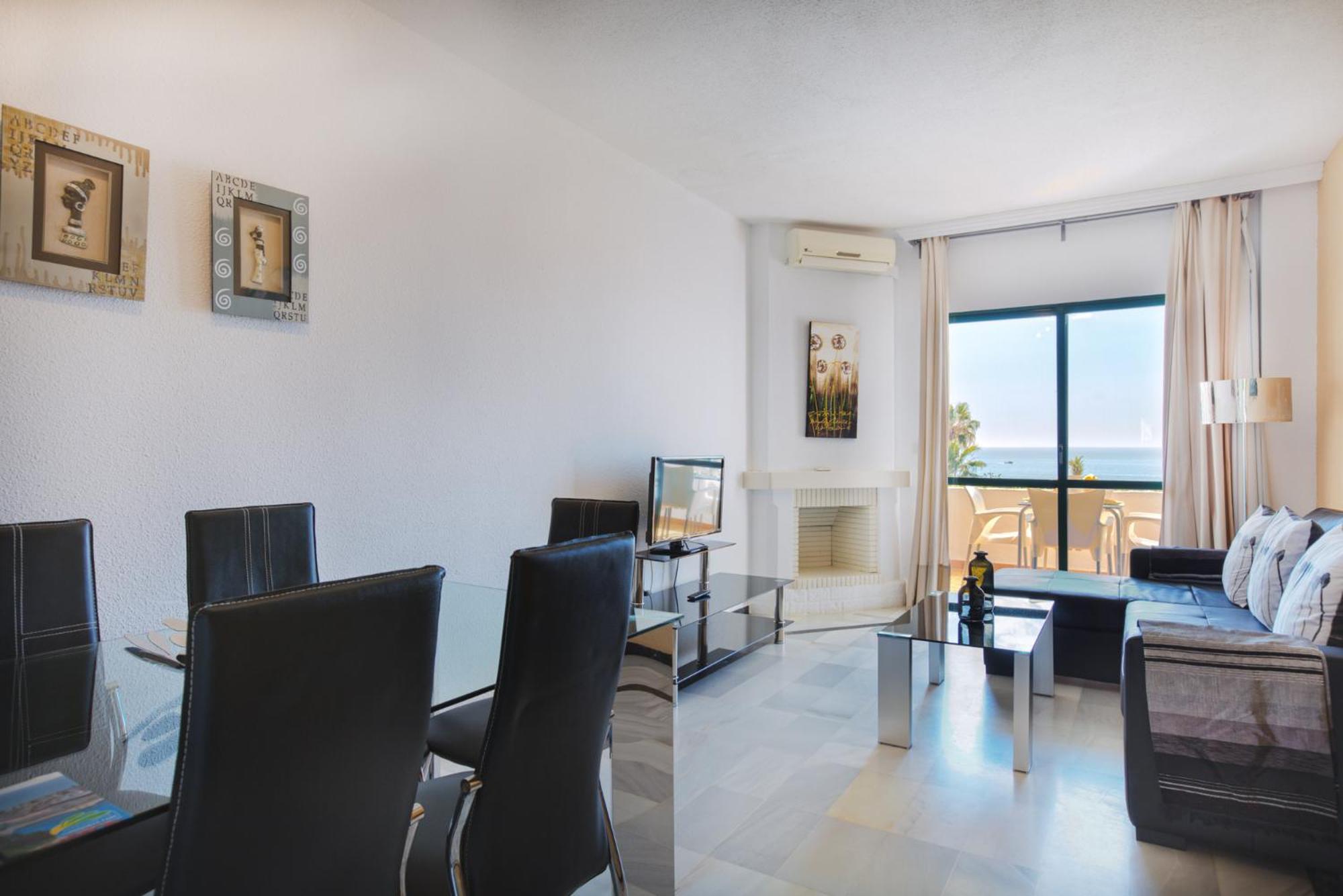 Two- Bedrooms Apartment with  Terrace and Sea View