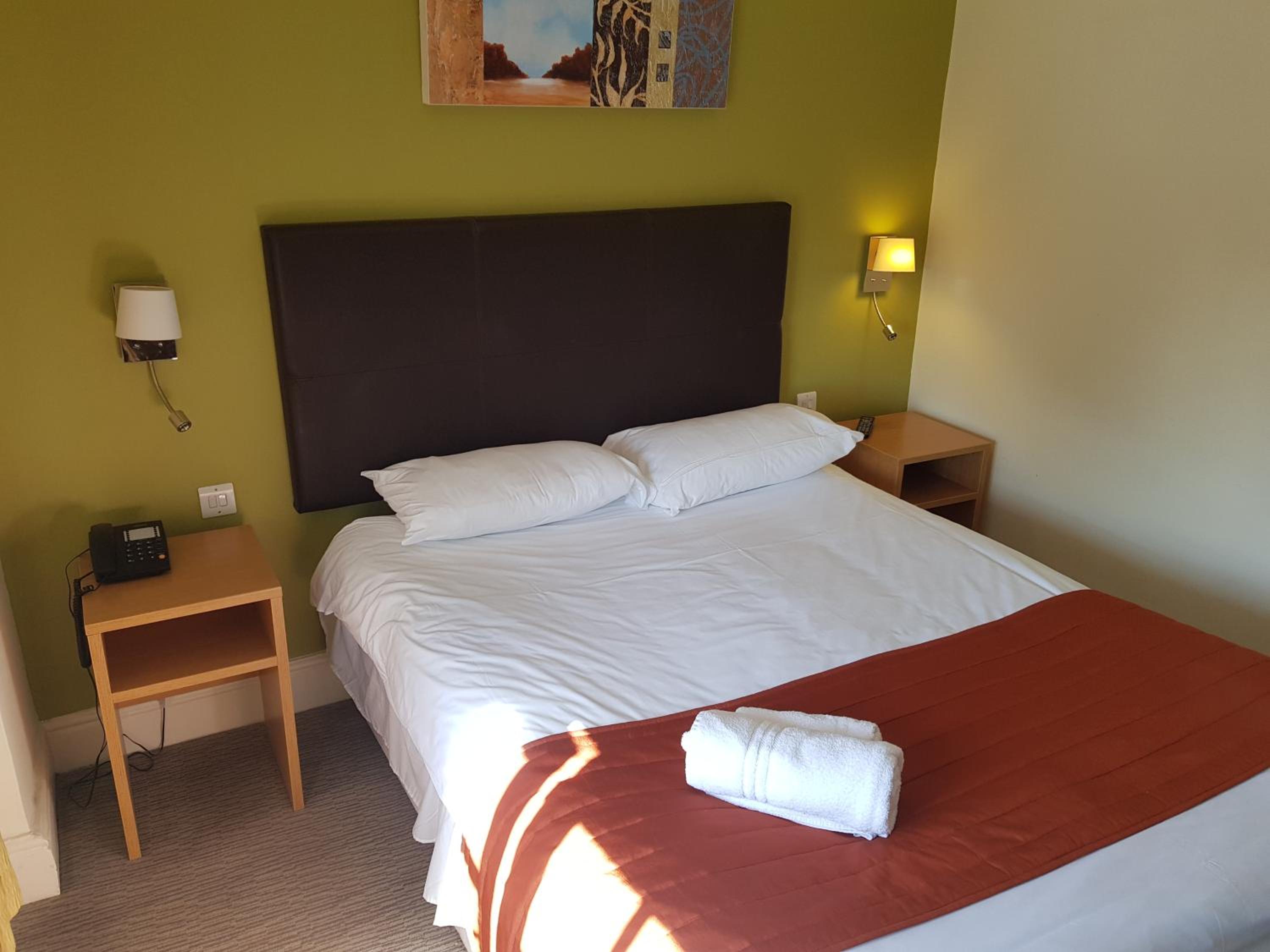 Double Room - Photo 2