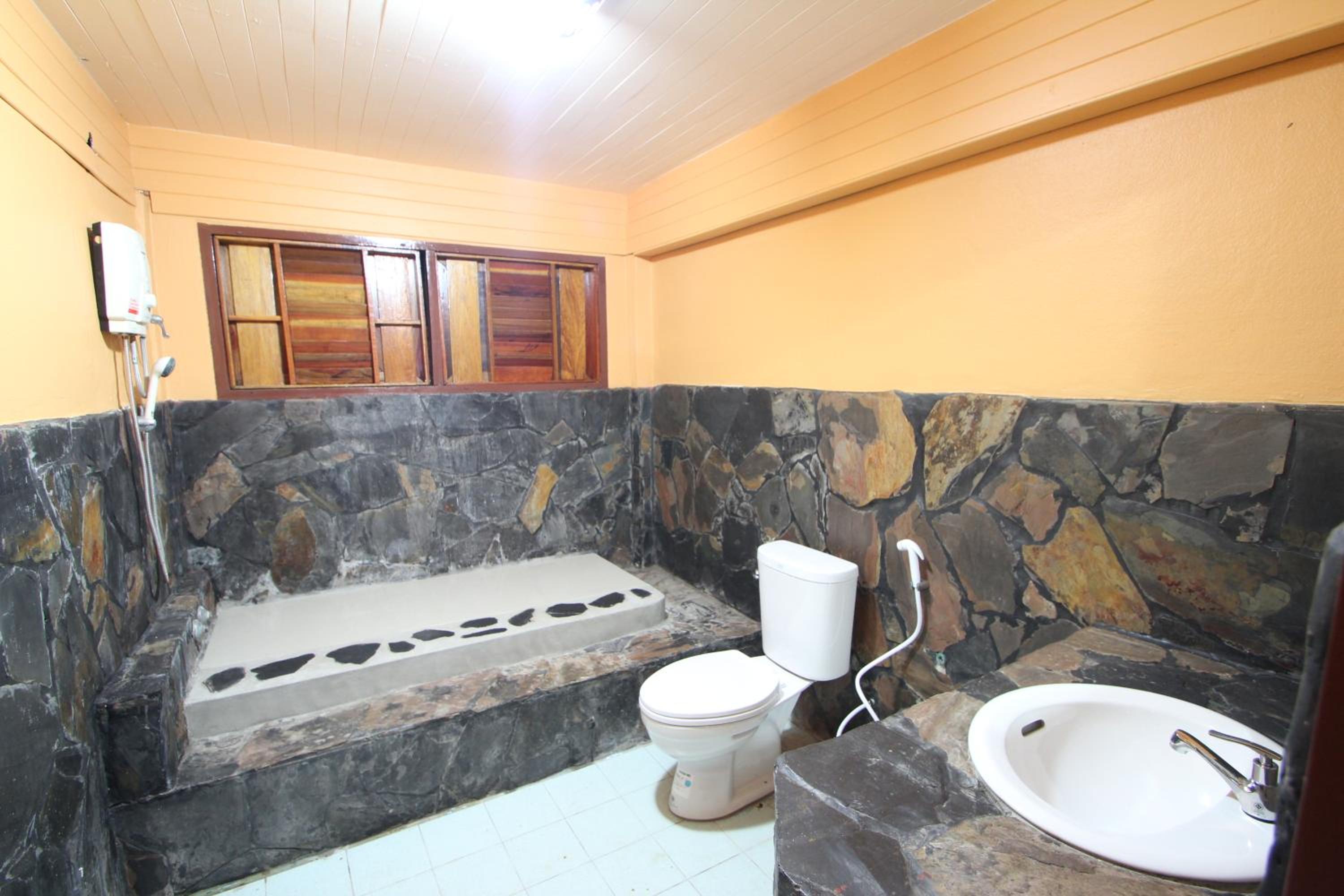 Double Room with Mountain View - Photo 15