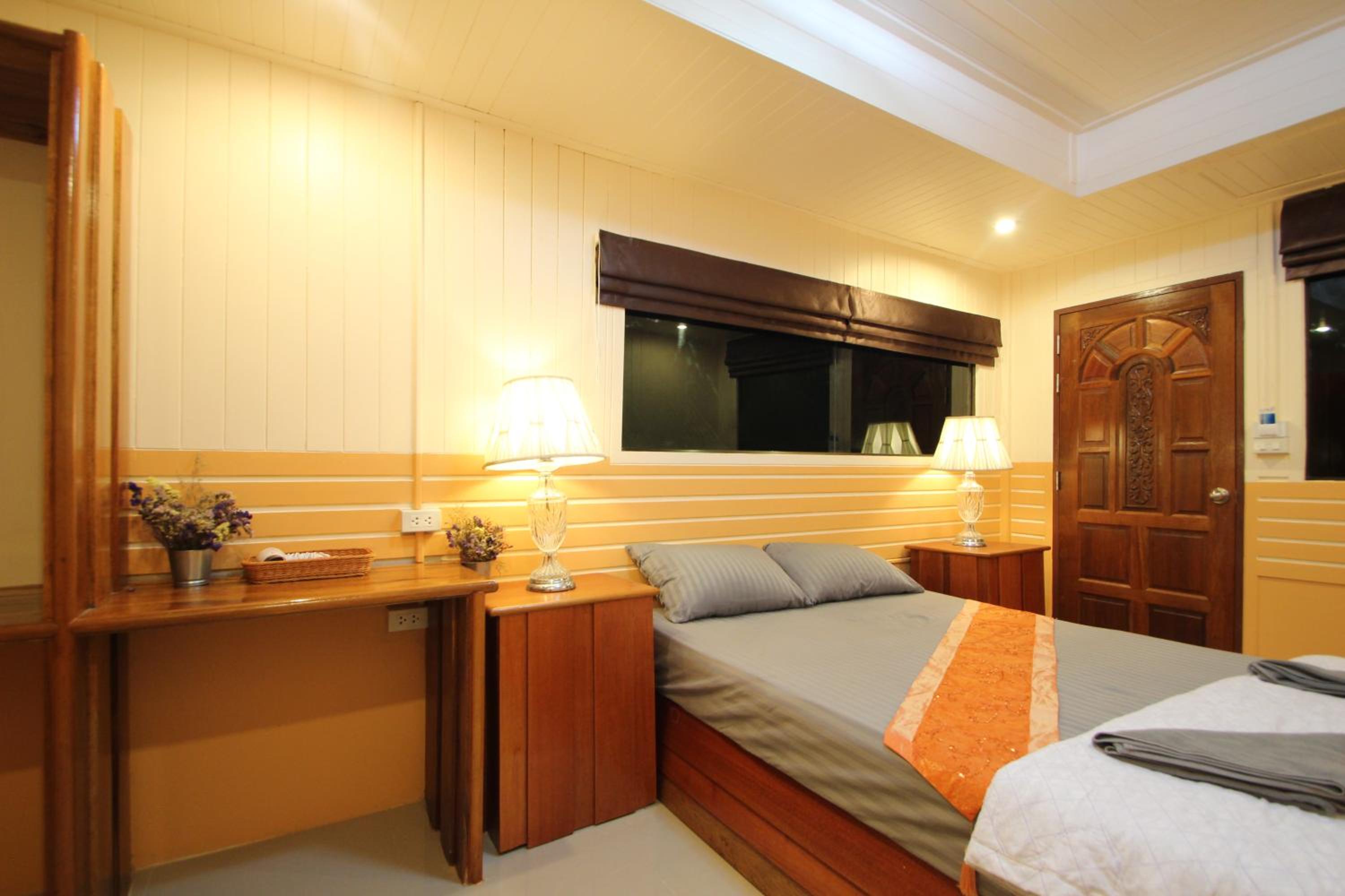 Superior Room - Photo 8