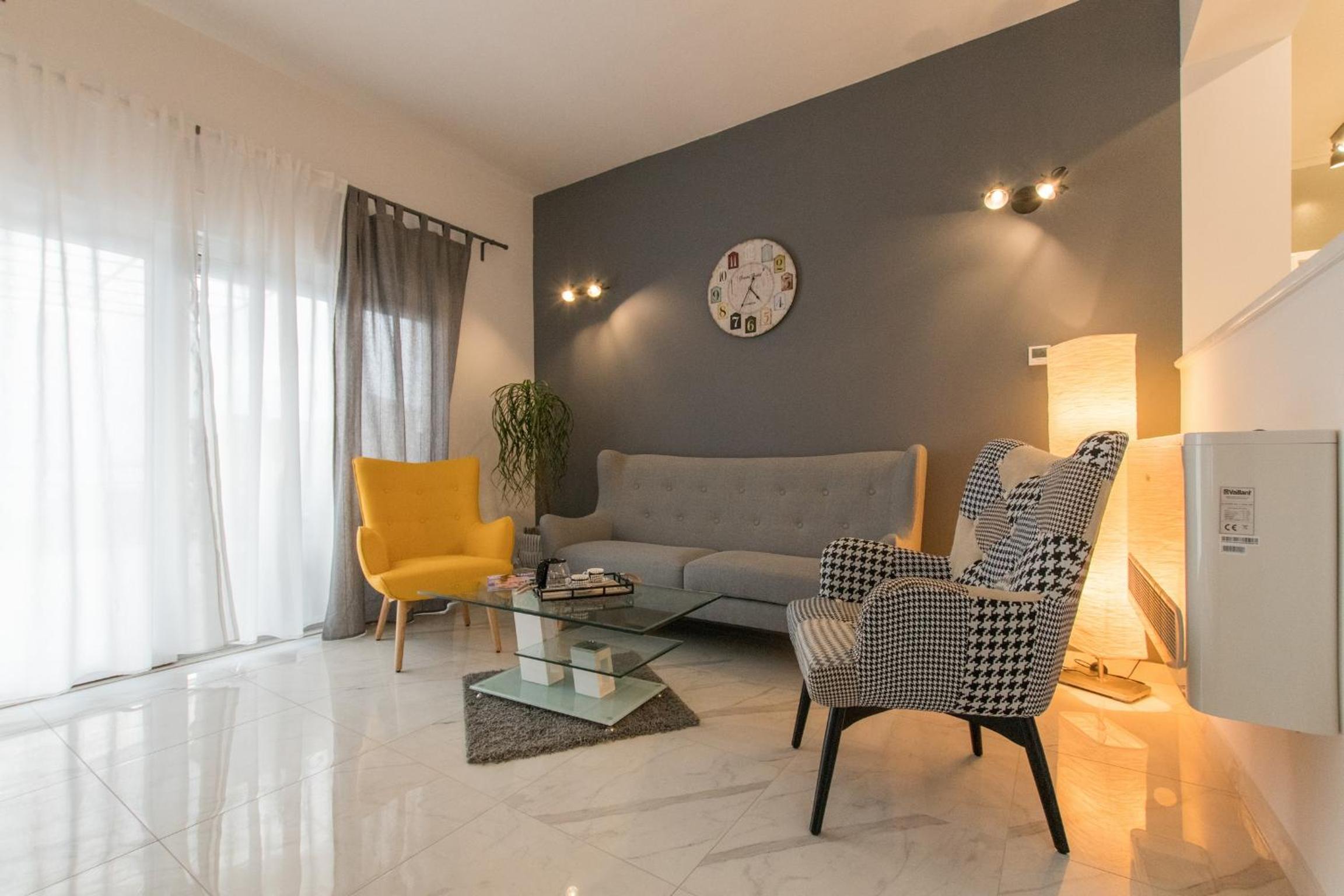 Apartment - Split Level