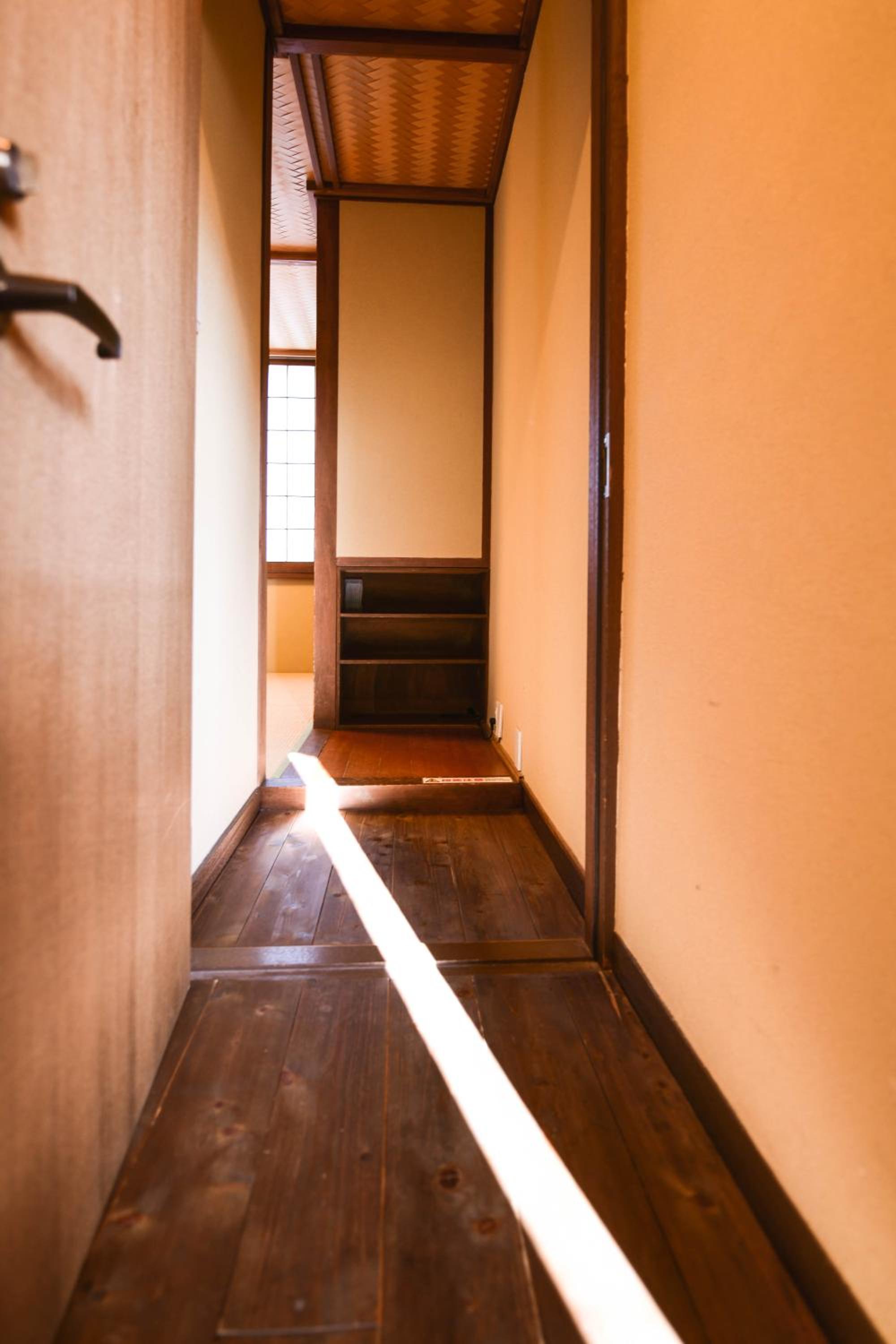Twin Room with Shower photo 3