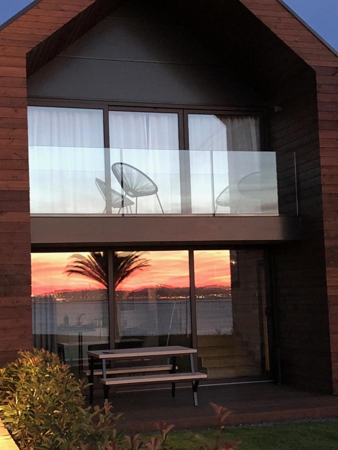 Apartment with Sea View photo 2