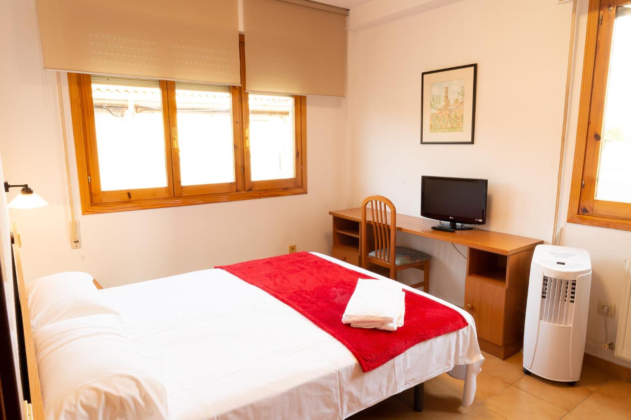 Double Room - Photo 3