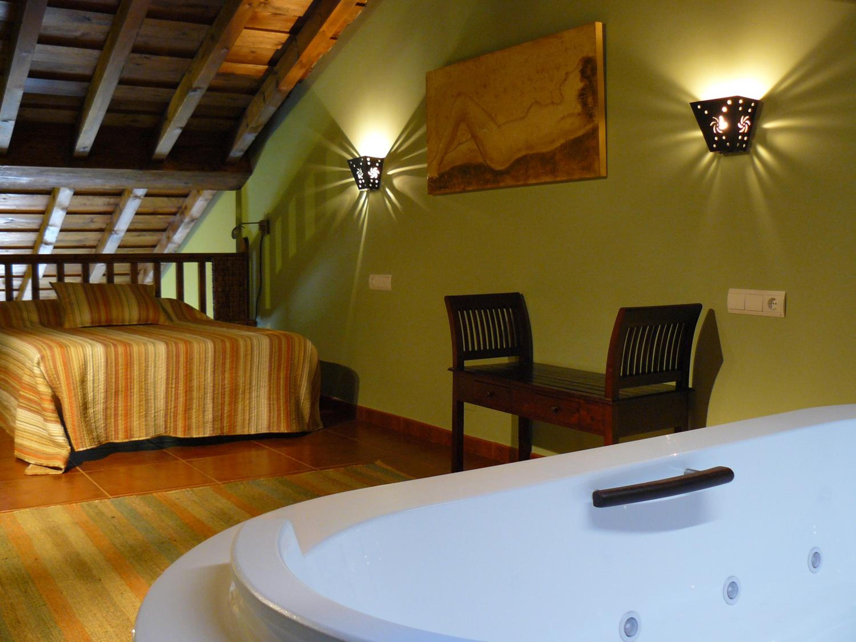 Suite Queen con Bañera de Hidromasaje