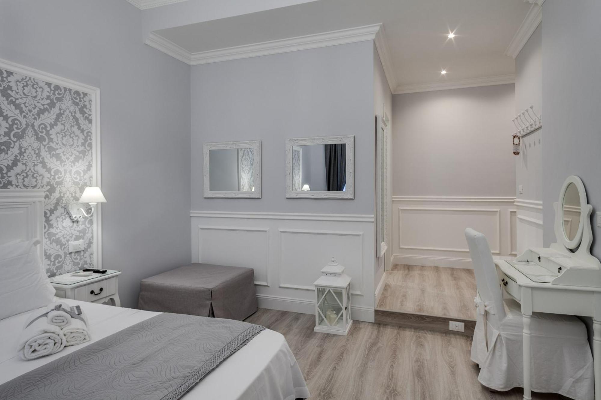 Superior Triple Room photo 3