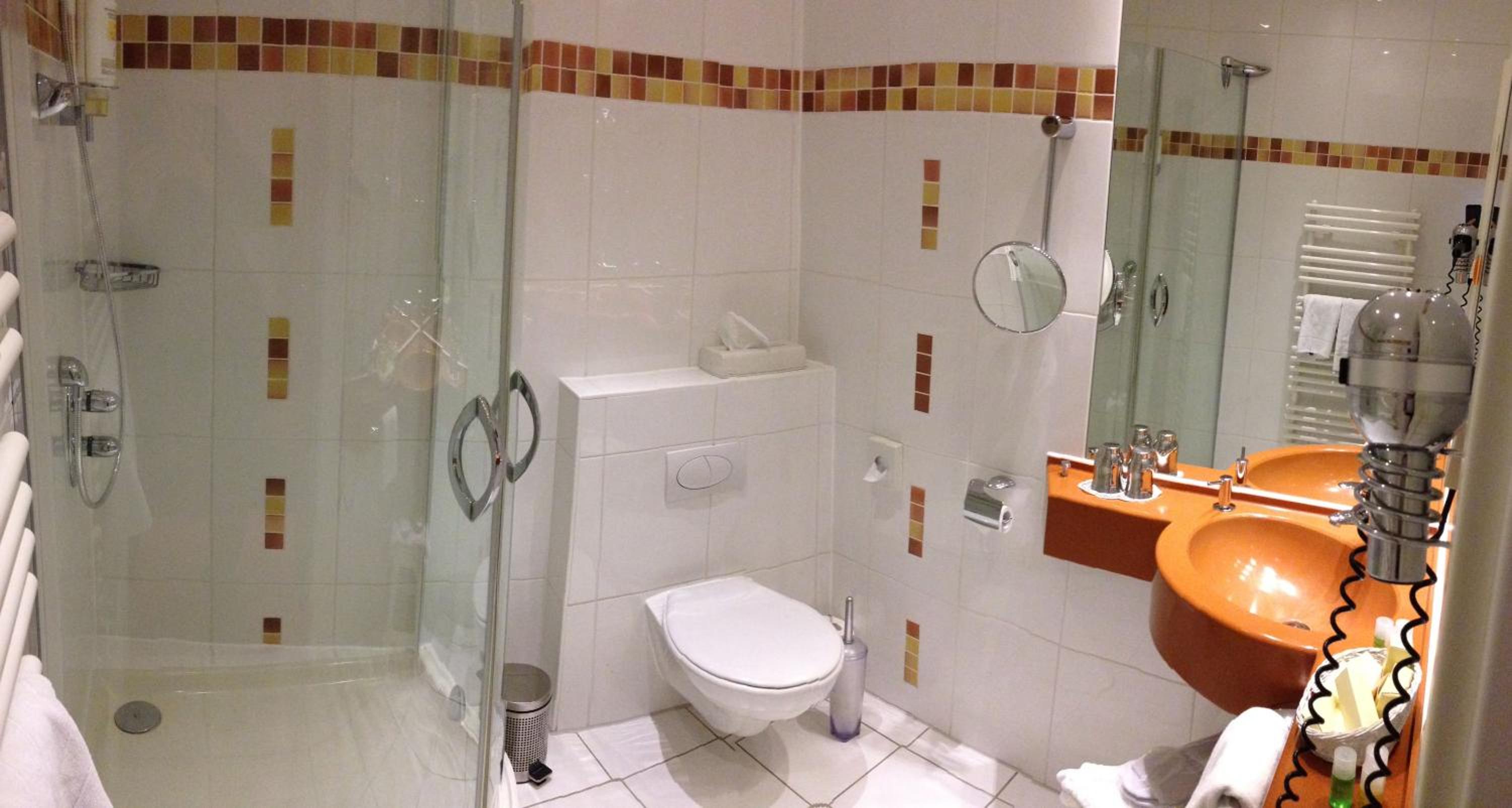 Single Room photo 3