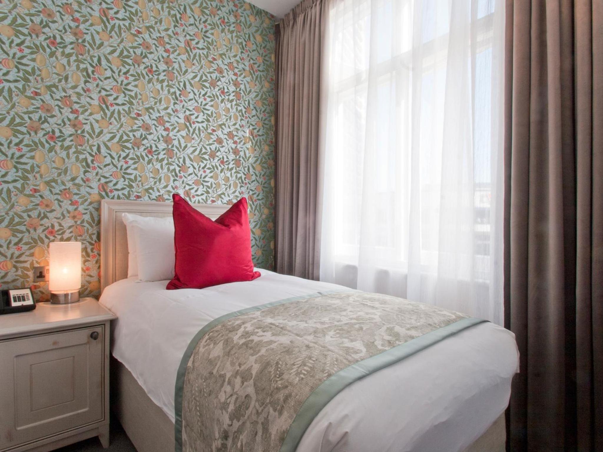 Single Room photo 3