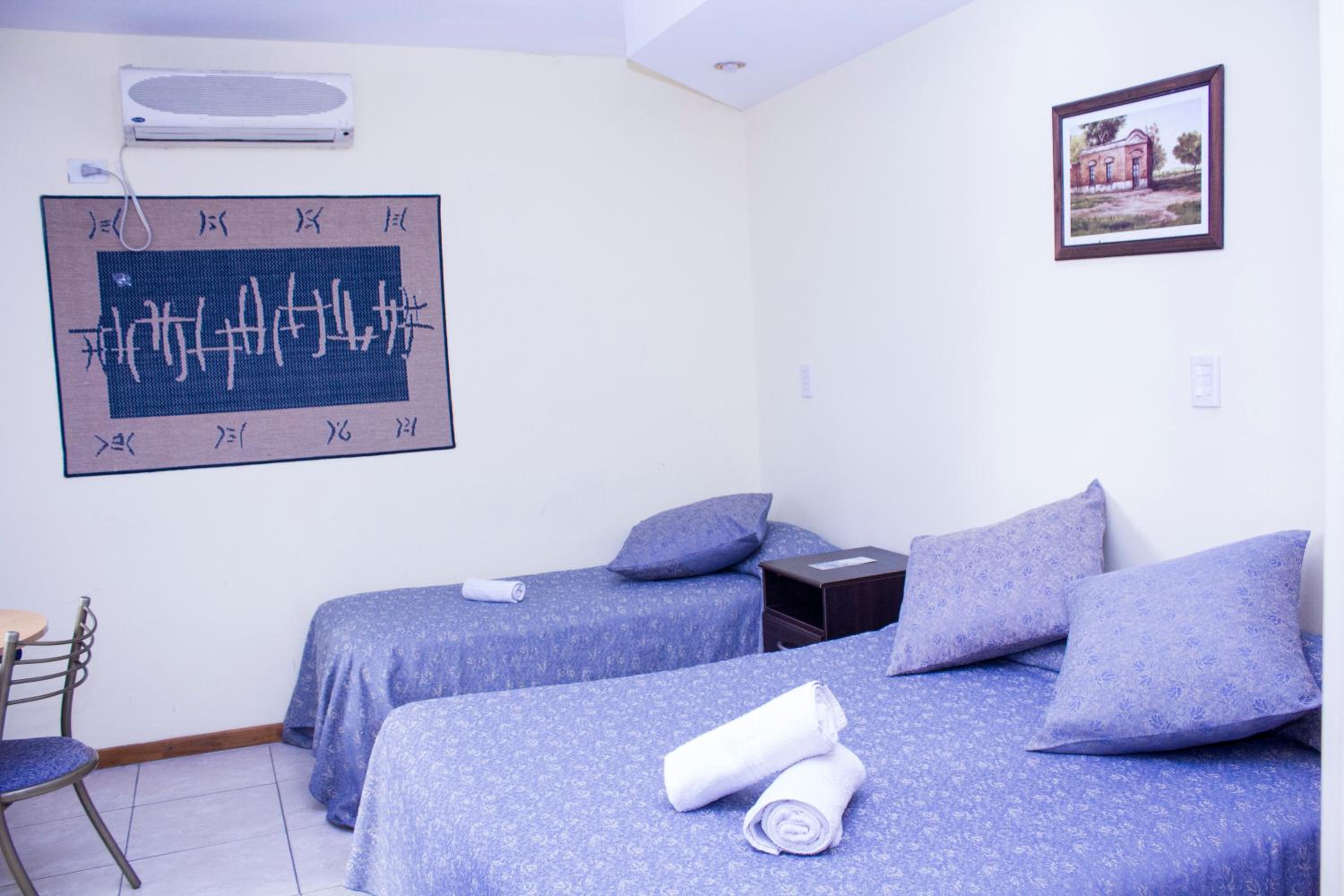 Quintuple Room