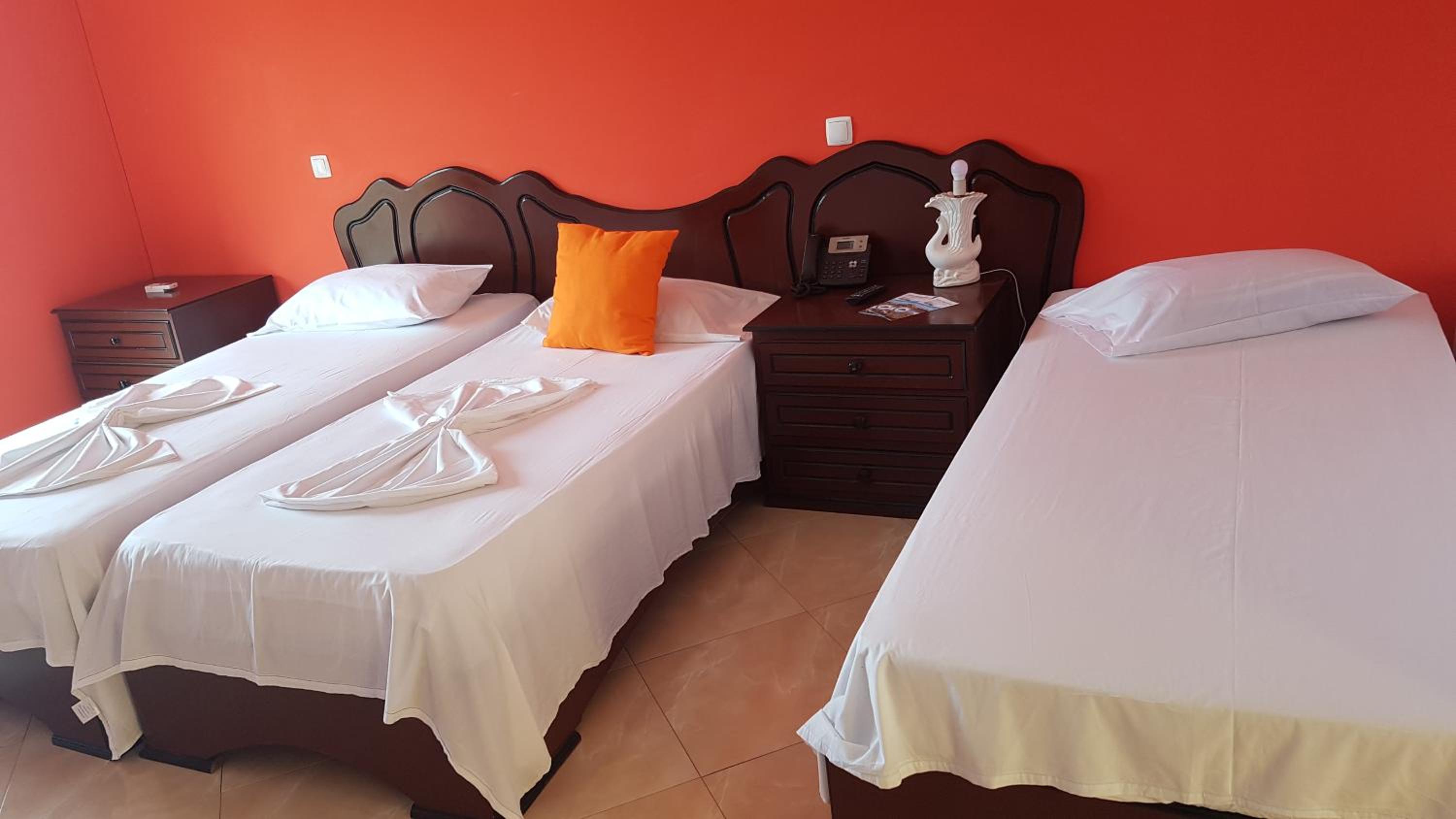 Triple Room photo 2