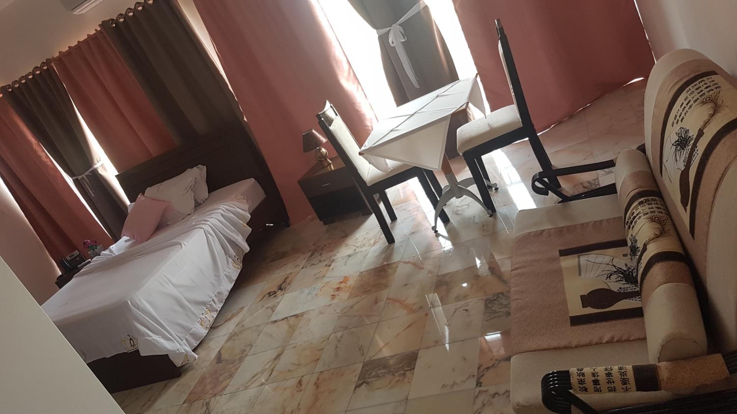 Deluxe Double Room photo 3