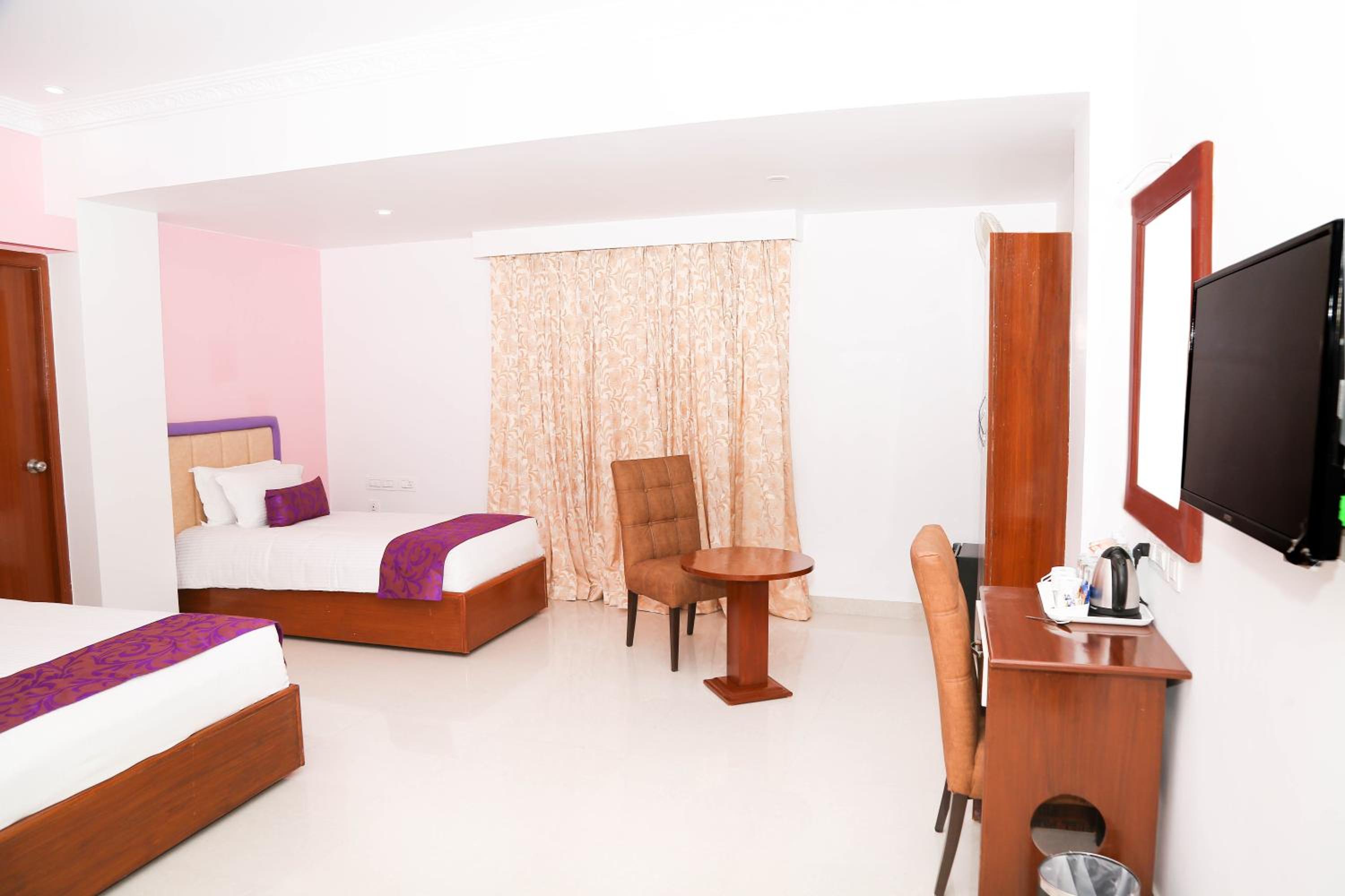 Triple Room with Shower photo 2